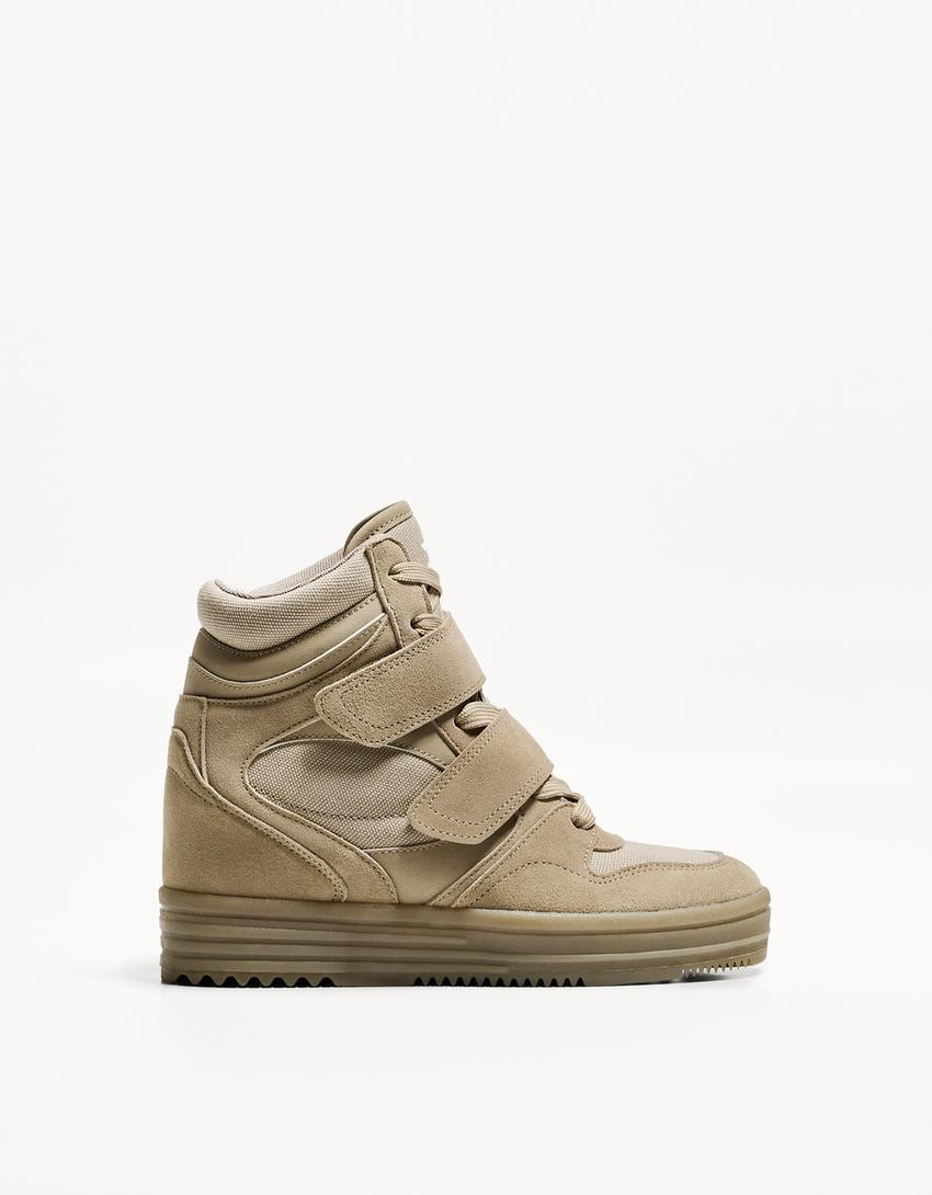 High-top trainers with inner wedge - Shoes - Women | Bershka GB