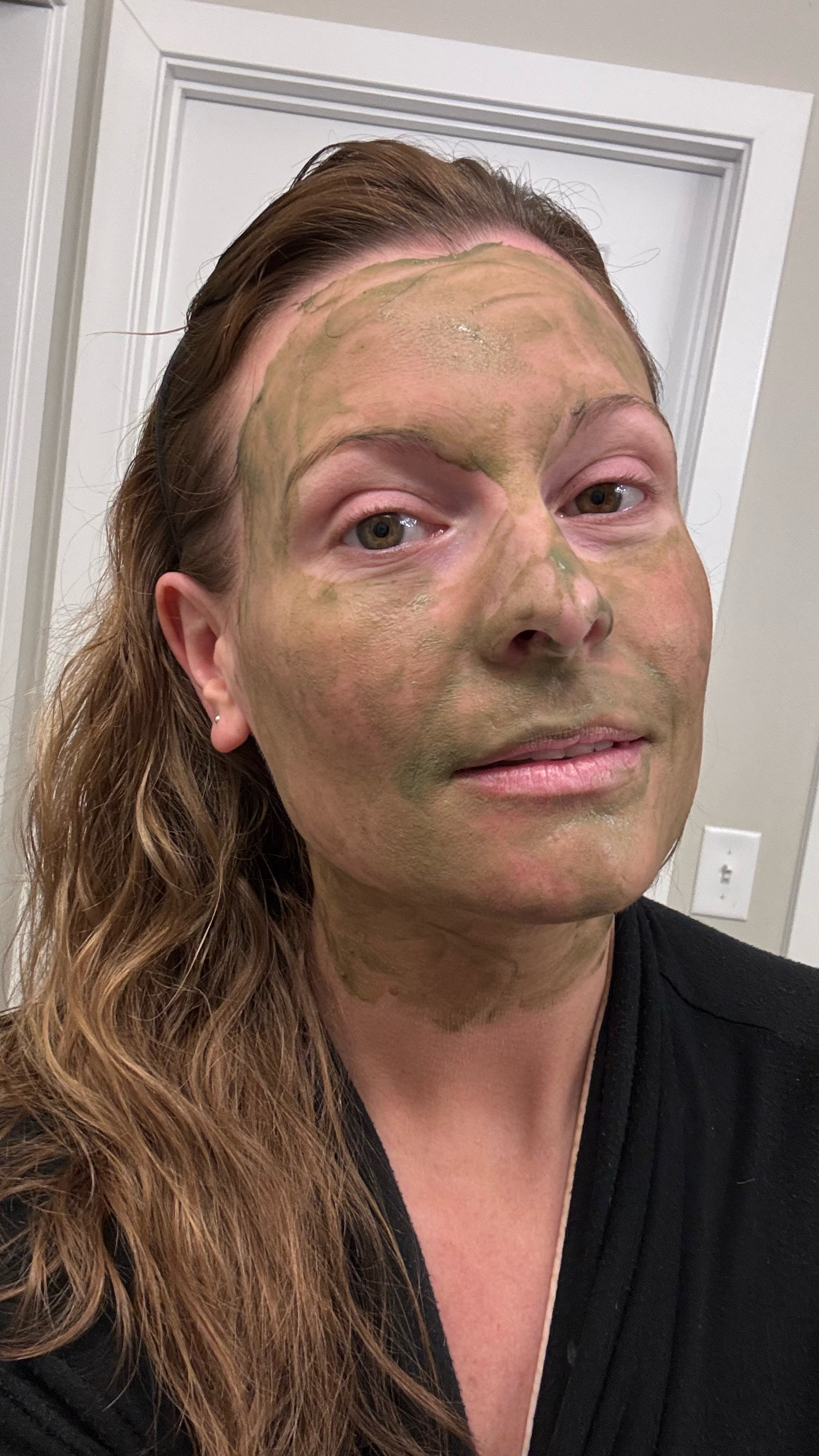 Benefits of Matcha Mask-- and a budget-friendly DIY

I purchased this specific mask from a holistic store at a market, but if you purchase just regular matcha powder, you can make this on your own using that powder with honey and greek yogurt. 

For the one I'm using here, I used the powder with filtered water because my powder included a couple other ingredients. 

Benefits of Matcha Masks:
antioxidant protection 
anti-inflammatory
detoxifying 
treats acne
improves skin tone and texture
hydrates, cools and soothes
unclogs pores
increases circulation (because of the caffeine)
SAVE and SHARE this post with a friend and you guys can have a girl's night and make matcha masks.

#selfcare #matchamask #matcha #athomeselfcare #holistic #holistichome #diy

#LTKStyleTip #LTKBeauty #LTKWatchNow