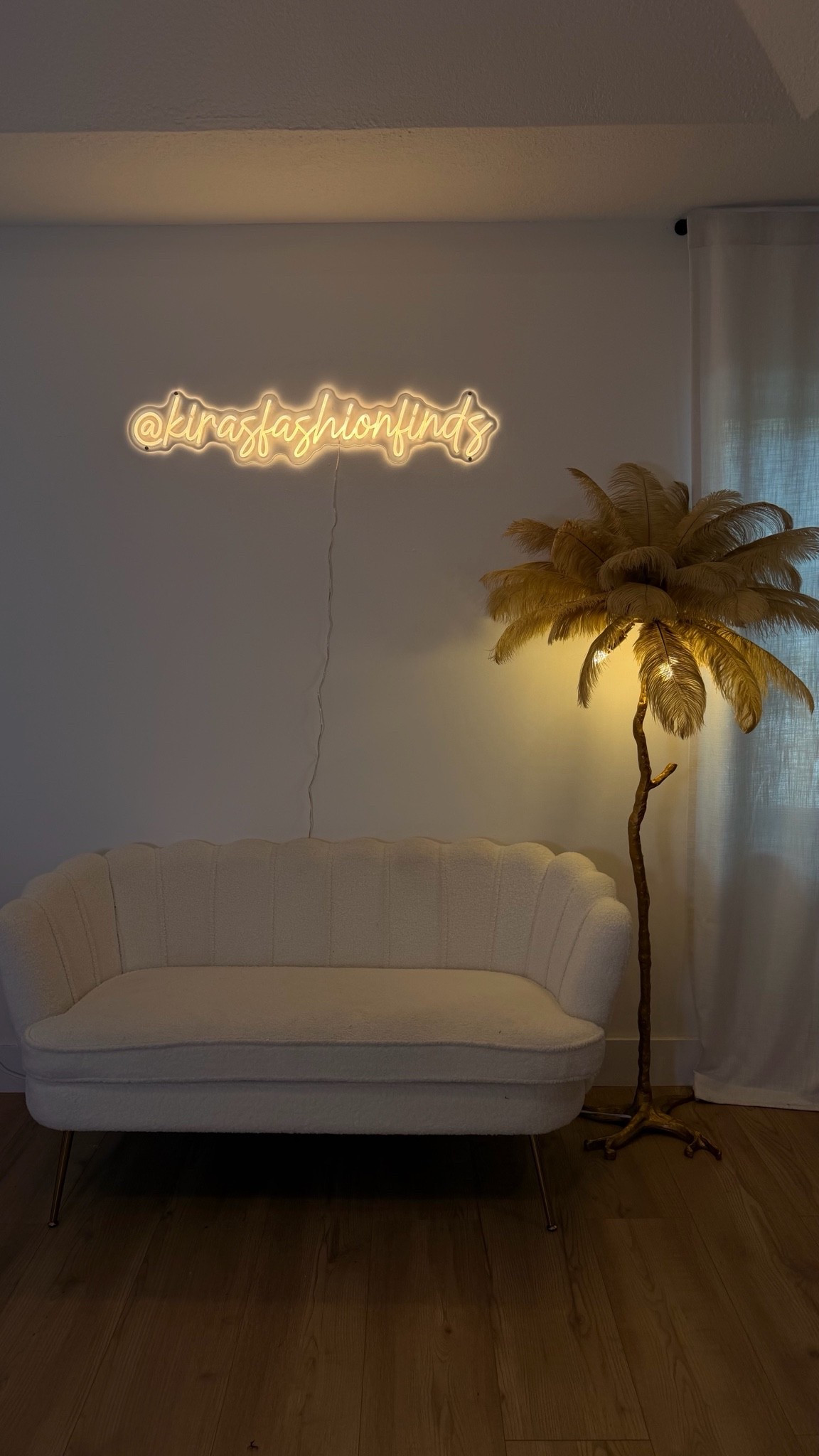 One of my favorite little corners at home lately 🤍
Obsessed with the cozy lighting, neutral vibes & how aesthetic everything looks together. Simple decor pieces really make such a difference in a space.

Mi cozy corner lately ✨
Neutral vibes, cozy lighting & decor pieces que hacen el espacio sentirse demasiado aesthetic.

Follow me on Instagram and YouTube @kirasfashionfinds

#LTKHome #LTKvlog