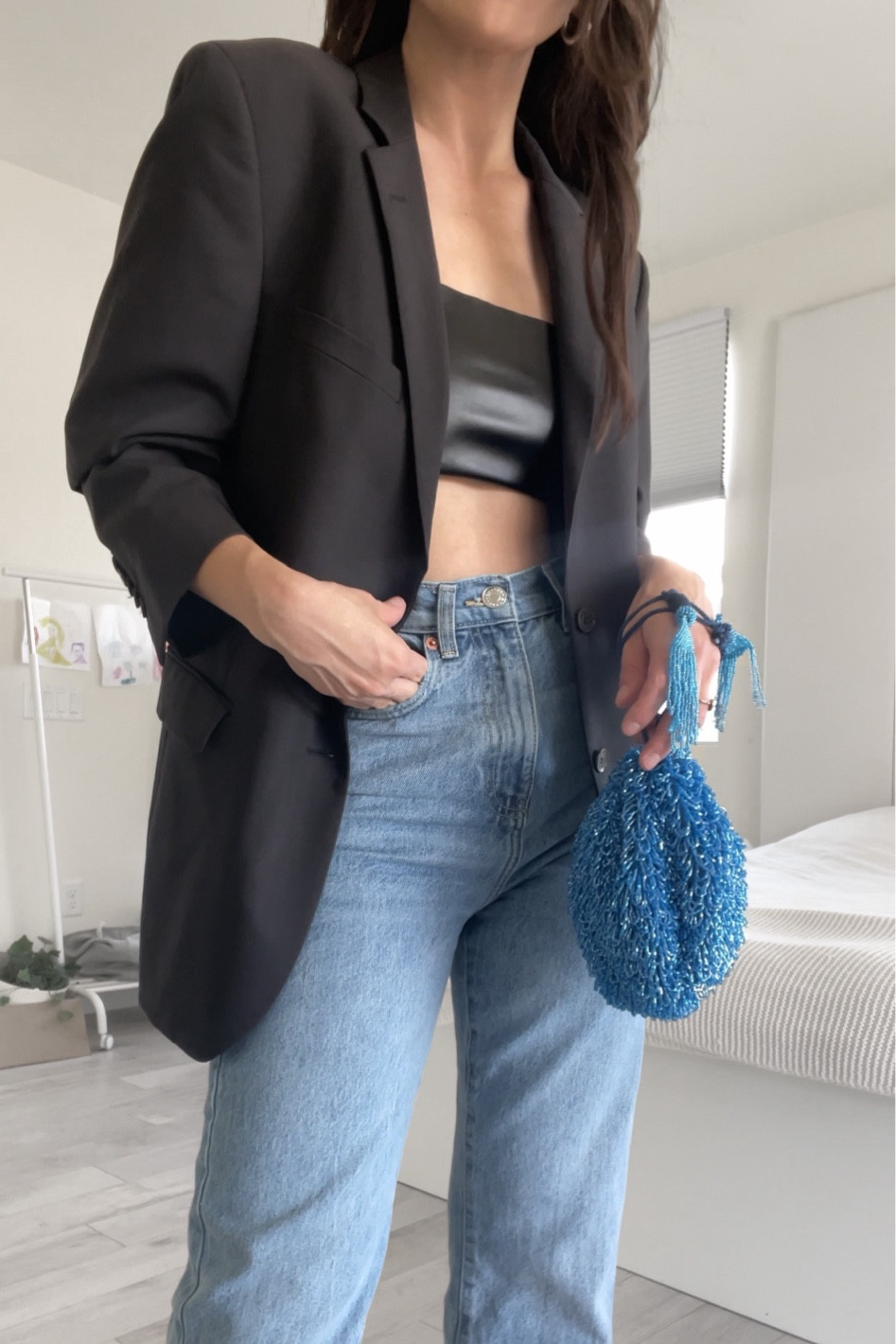 Oversized black blazer with leather croptop and jeans 👖💙🖤 

Black blazer, oversized blazer, blazer outfit, casual chic outfit, blue jeans outfit, casual outfit, leather croptop, black leather top, strapless leather top, blue handbag, blue beaded bag

#LTKFind #LTKstyletip