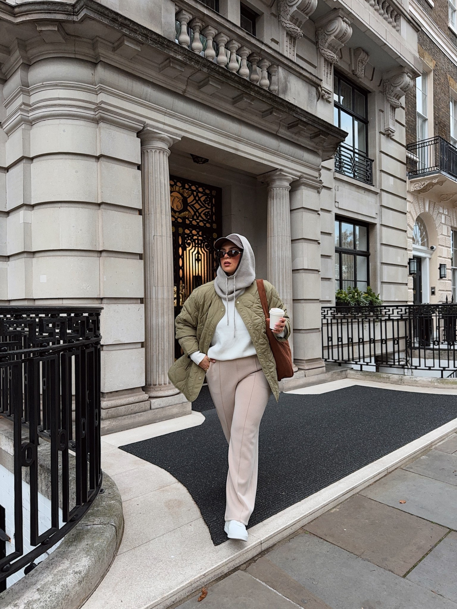 City girl coffee run uniform ☕️

#LTKuk #LTKstyletip #LTKmidsize