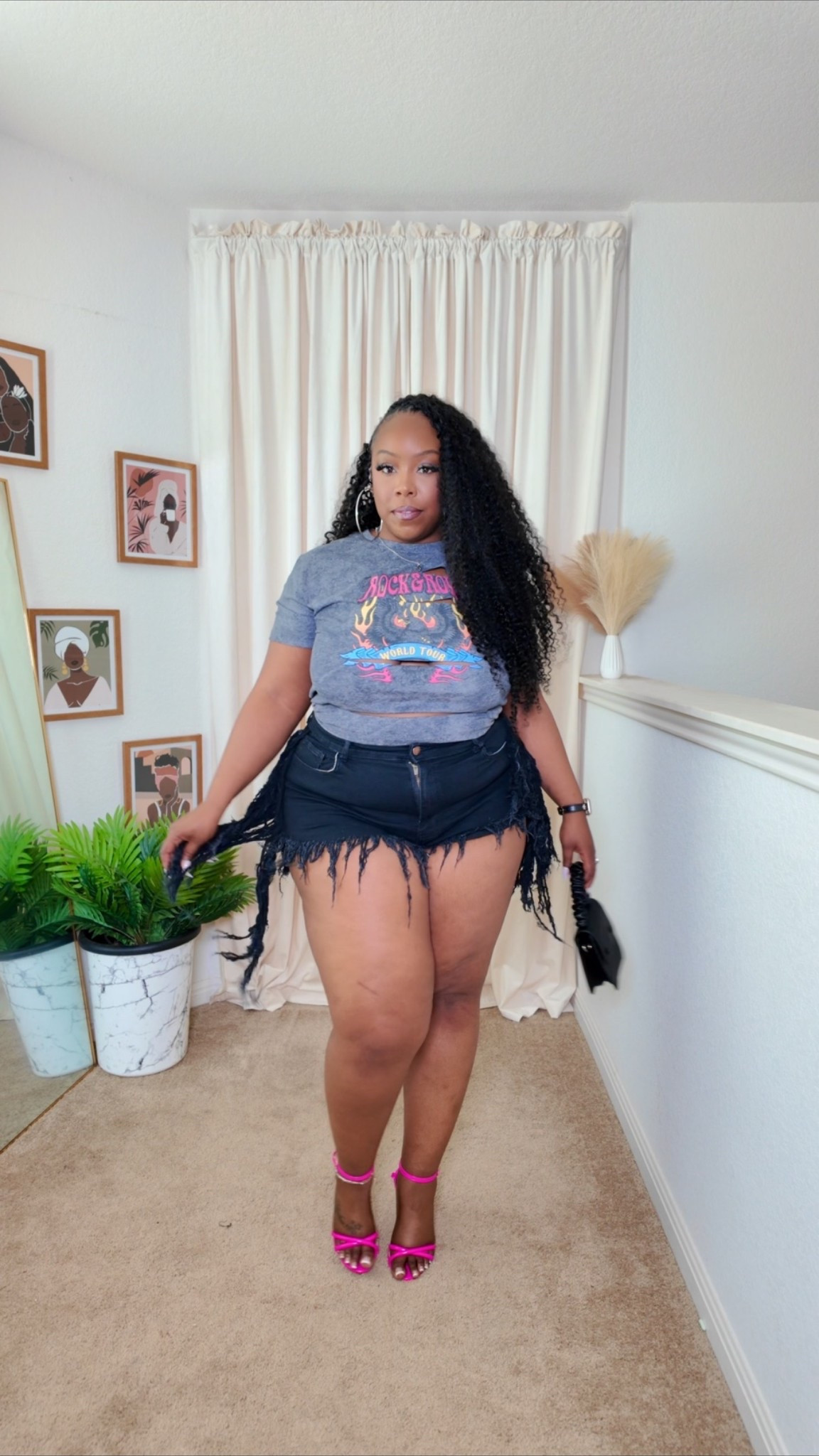 Super cute girls night out vibes 🩷 shorts 1X top 1X heels 7.5

#LTKootd #LTKMidsize