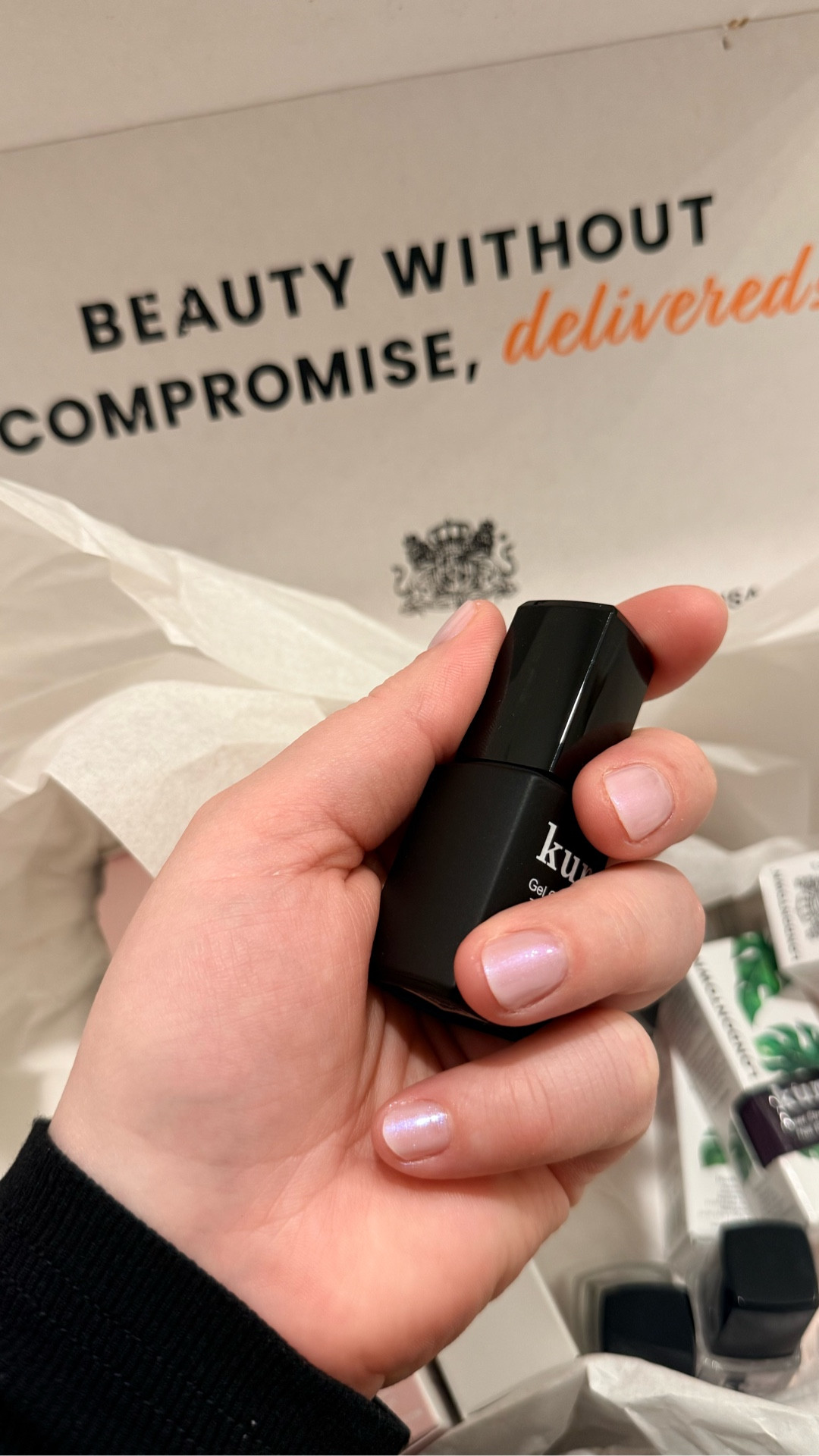 Pearl finished chrome nails from @londontown  my favorite nail polish brand - easy enough to do them on your own and get salon quality looking nails 💅 without leaving your house 🏠

#LTKBeauty #LTKgrwm #LTKselfcare