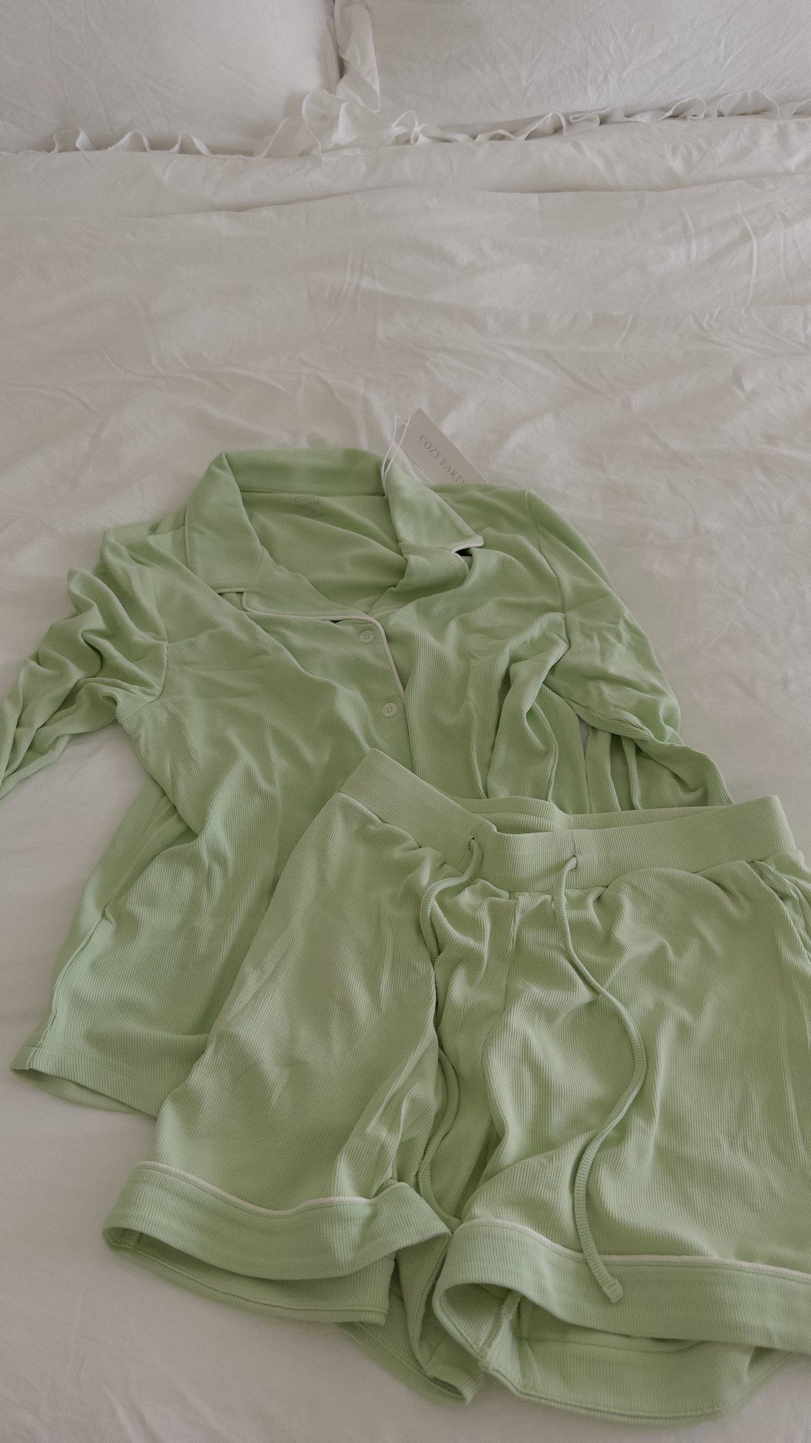 I’ll be living in these pjs all summer 💚☁️✨

#LTKSummerSales #LTKFindsUnder100 #LTKU