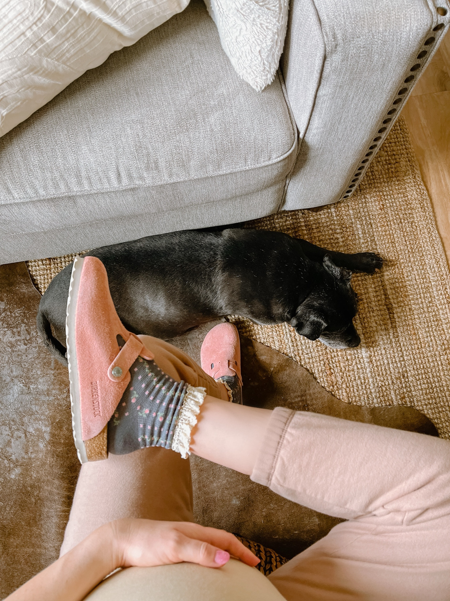 I’m not like a regular mom, I’m a cool mom 😜



#birkenstocks #birks #birkenstockbostonclogs #bostonclogs

#LTKshoecrush