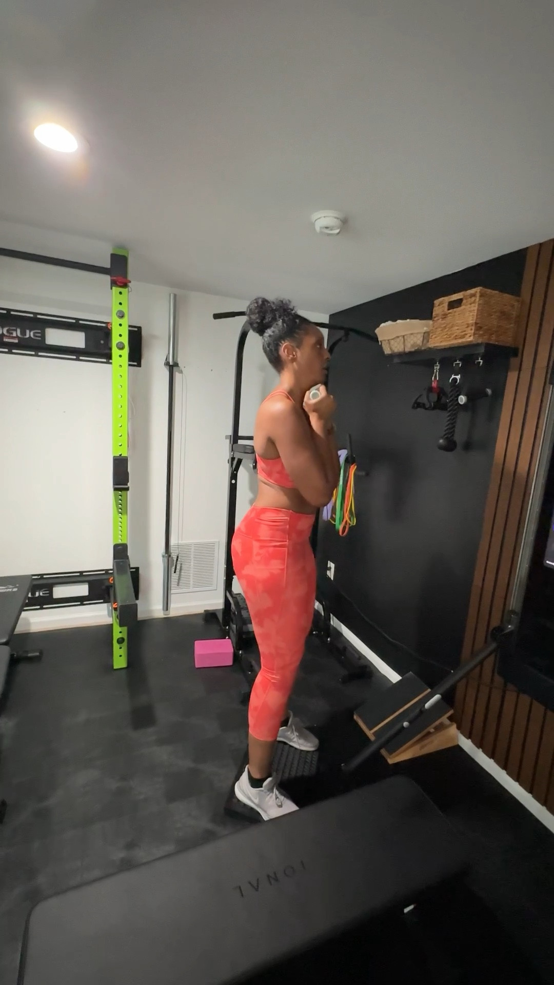 Monday 🔥 

#LTKfitness