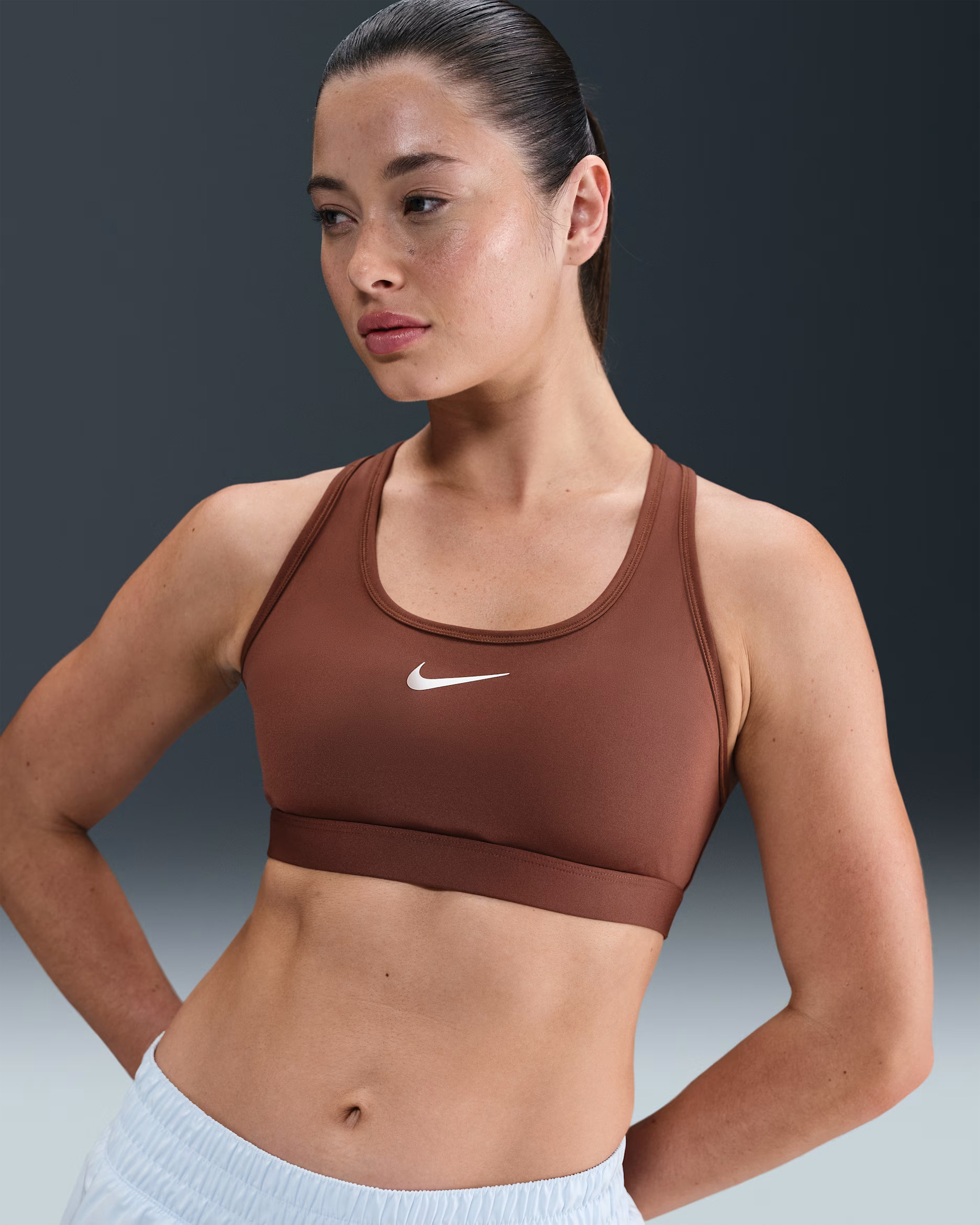 Nike Swoosh Medium Support | Nike (US)