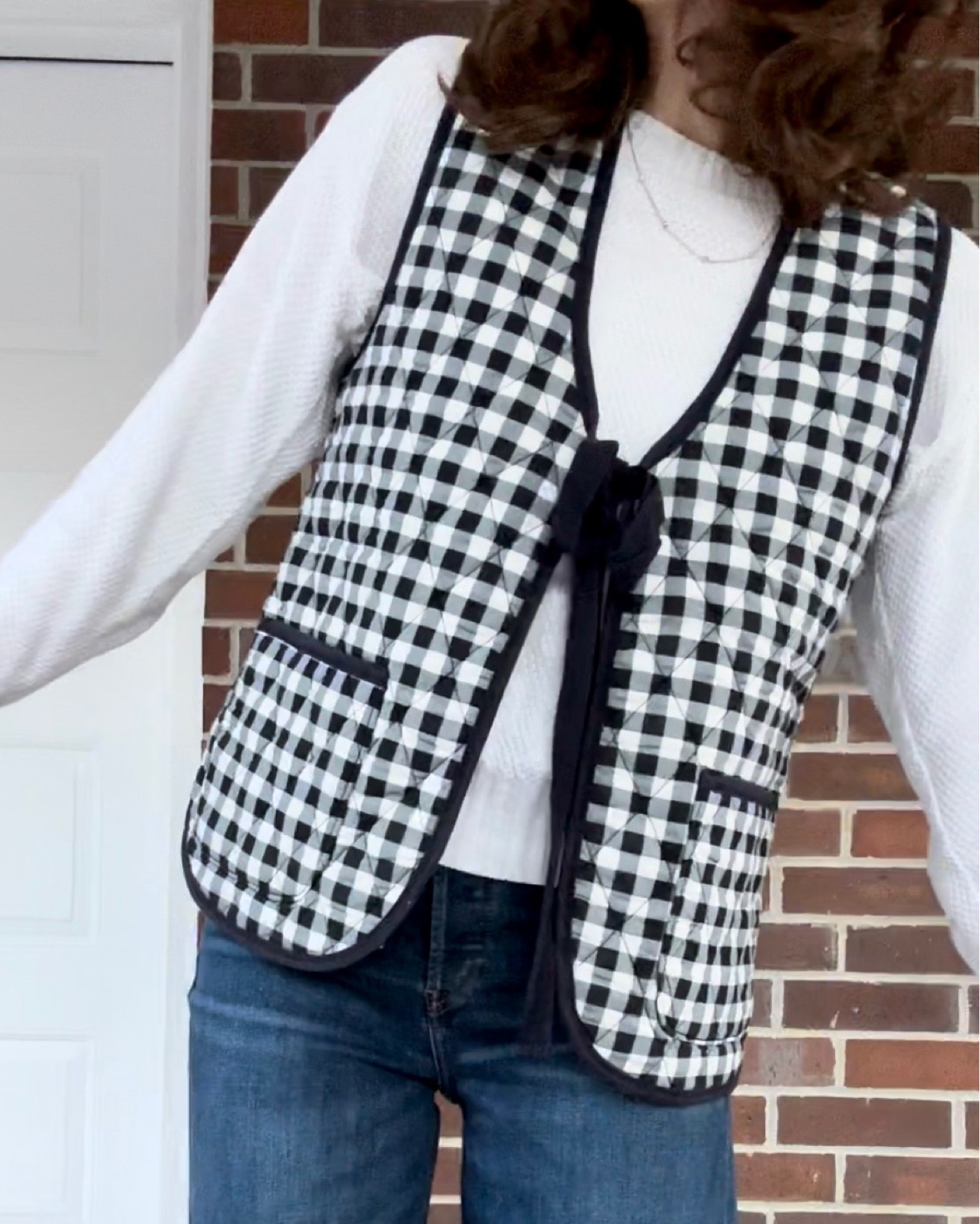 Gingham quilted bow vest

#LTKStyleTip #LTKFindsUnder100
