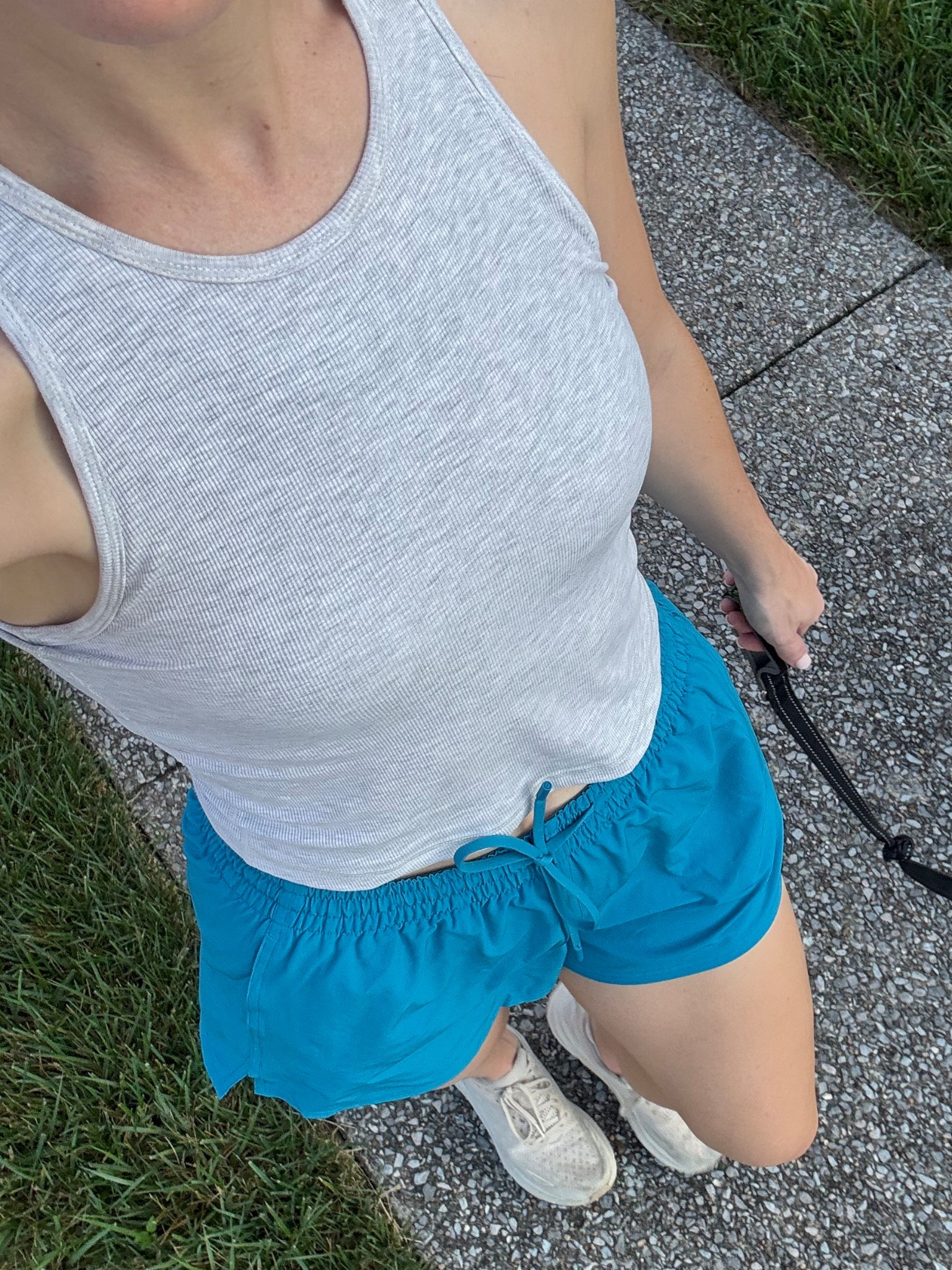 Walk / Workout OOTD 

#LTKFindsUnder50 #LTKStyleTip #LTKActive