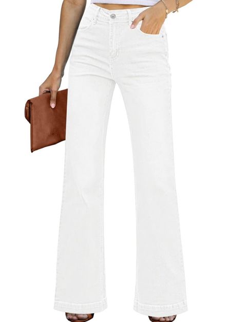 Love love love this wide legged white pants that are perfect for spring!! Easter outfit idea! Flared jeans!! Flared pants! Amazon fashion! Amazon pants! 