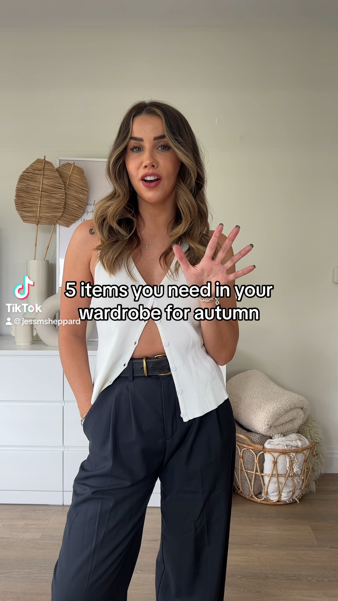 Five pieces you need in your wardrobe right now: knee high boots, an oversized blazer, denim shirt and straight leg jeans and more! Autumn outfit favourites 

#LTKeurope #LTKfindsunder50 #LTKstyletip