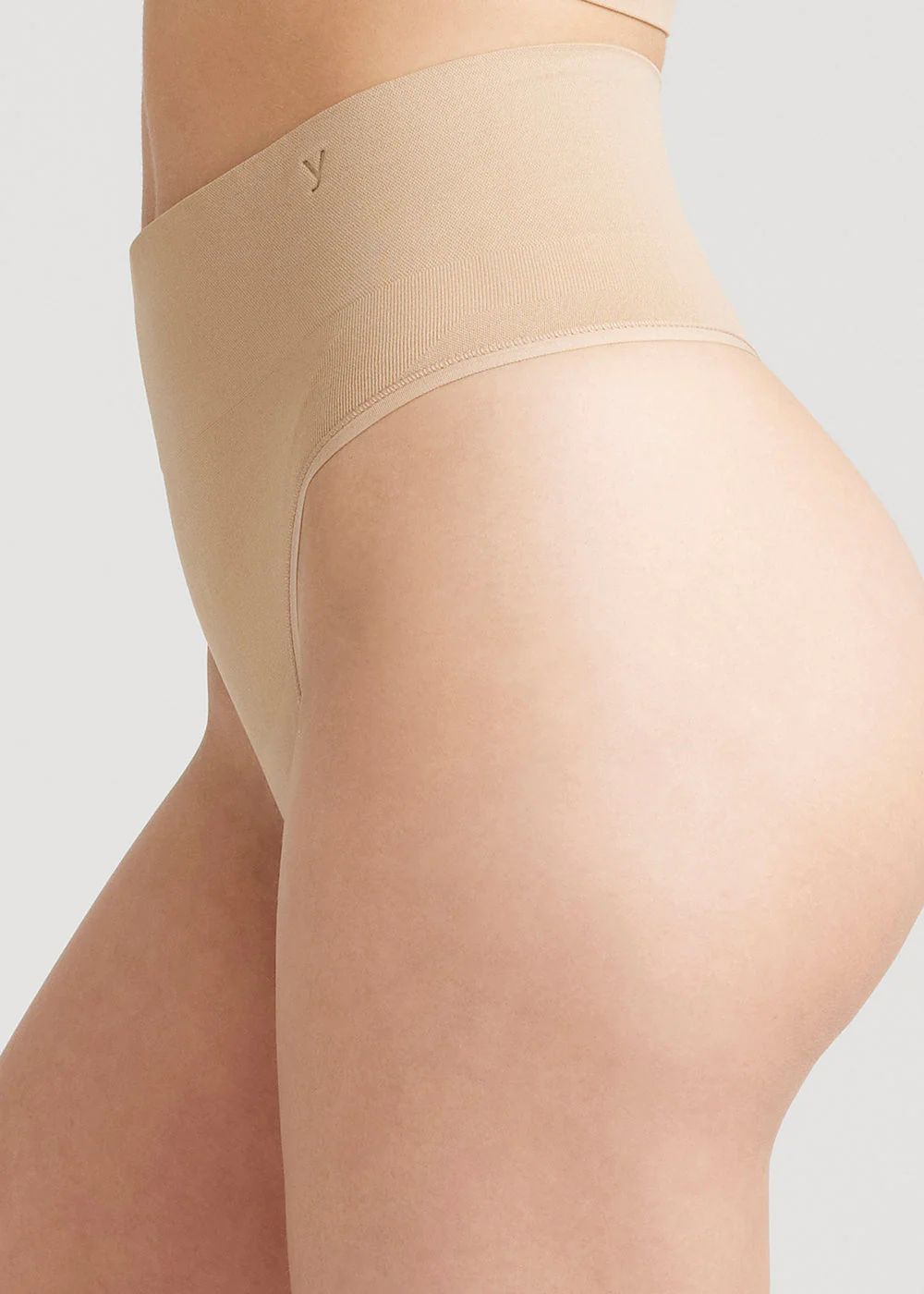 Liliana Comfortably Curved Smoothing Thong - Seamless | Yummie