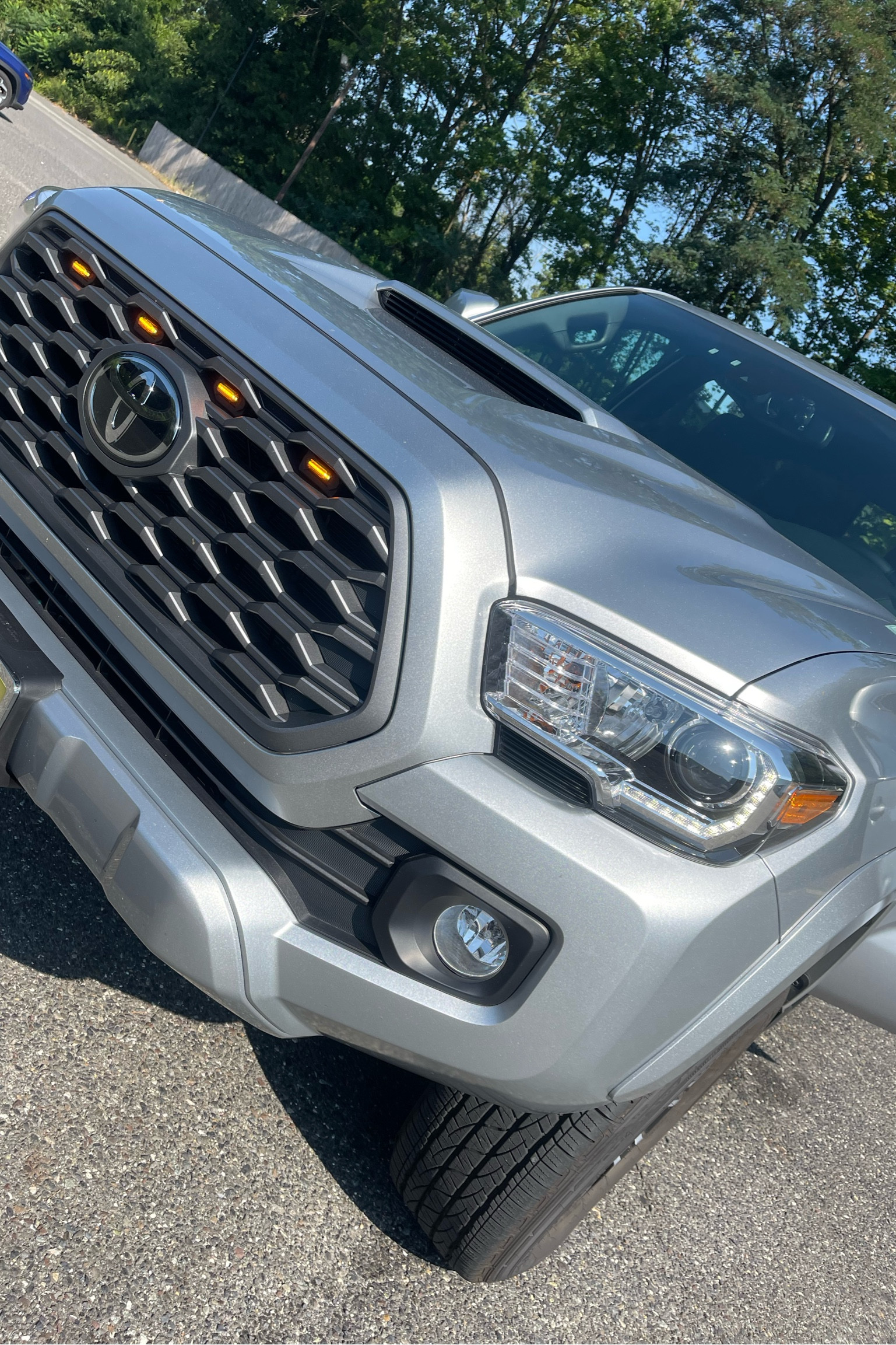 obsessed with these raptor lights! super easy install 

#LTKhome #LTKFind #LTKunder50