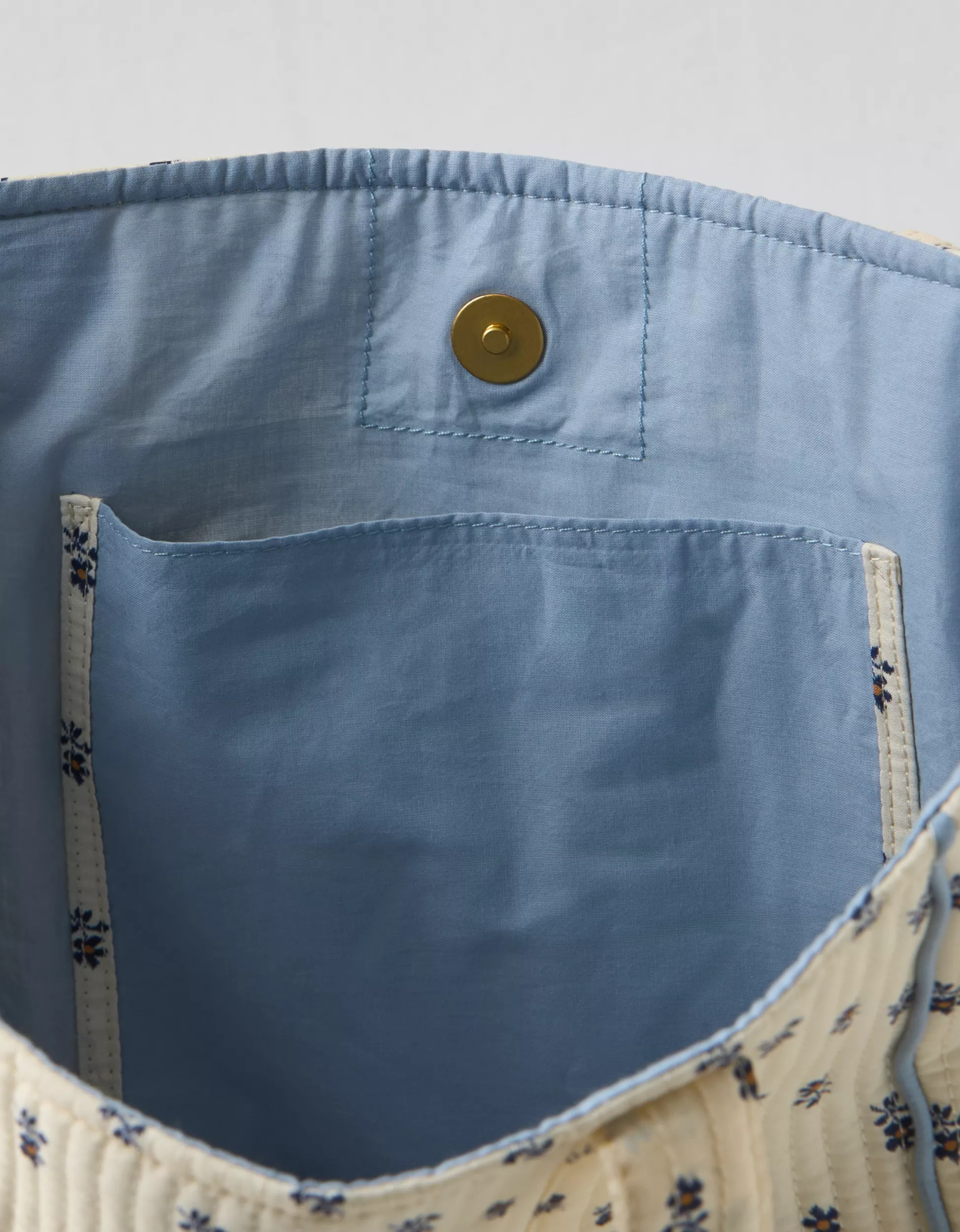 Aerie x Emily + Meritt Quilted Tote Bag | Aerie