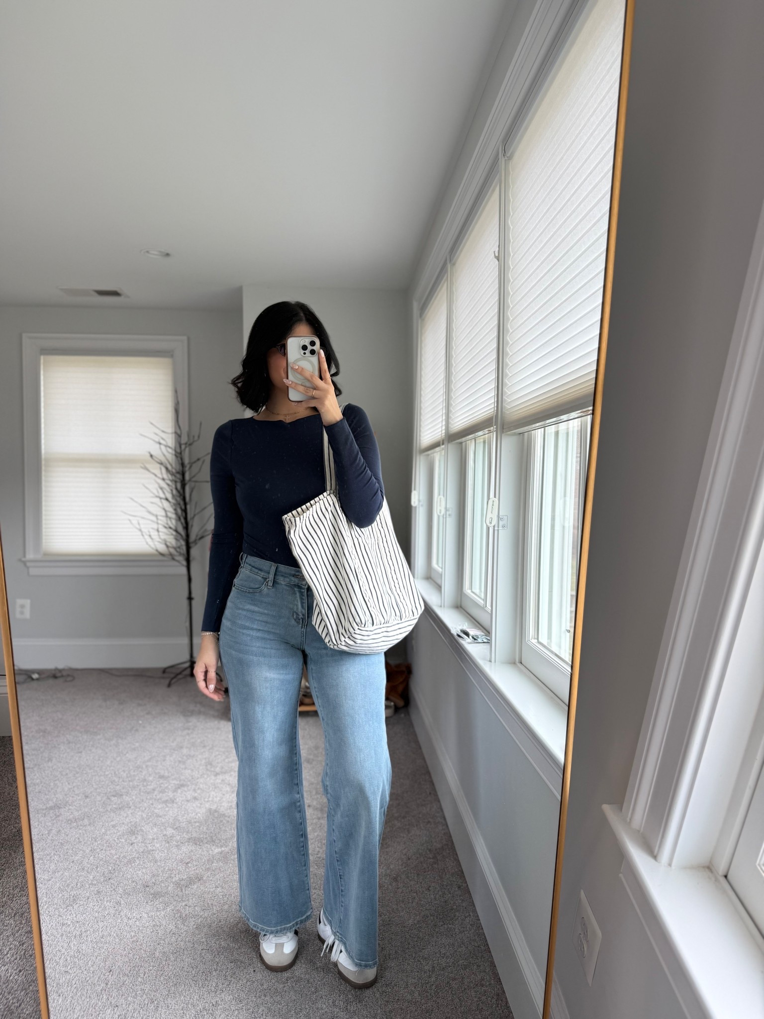 Loving these long sleeves 🫶🏽 own it in 3 colors. 👏🏼🌸

#LTKSeasonal #LTKMidsize