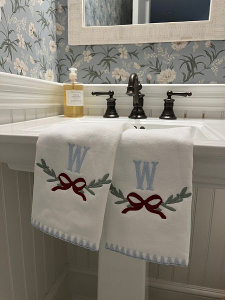 Monogram holiday bath towels. Perfect Christmas gift for the host/hostesss