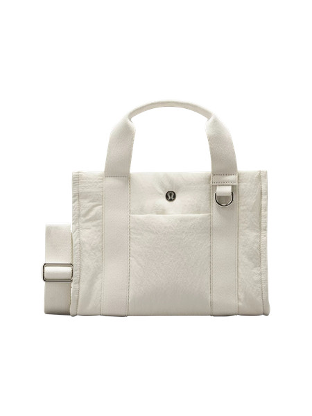 Boxy Mini Tote Bag 4.5L | Women's Bags,Purses,Wallets | lululemon | Lululemon (US)