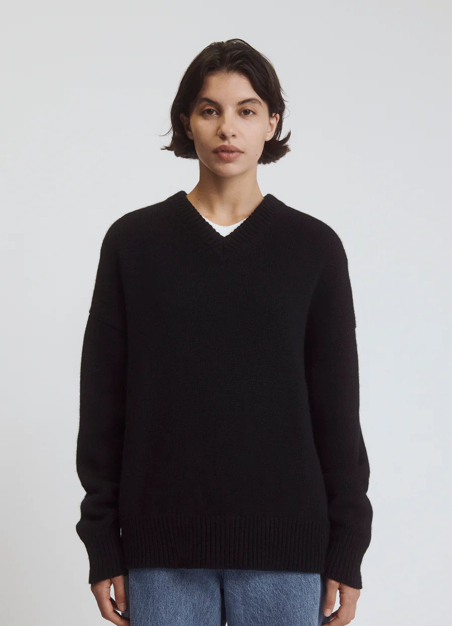 Coming soon
          
          
          
          
          
          Balla Slouch V-Neck | &Daughter