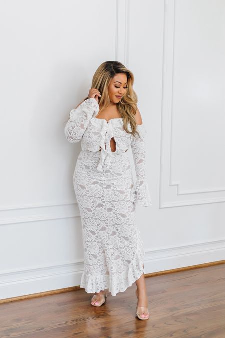 White Lace Dress 🤍

white lace dress // summer outfit ideas // summer outfits // summer dress // two piece set summer // two piece set // lace top outfit // meshki dress // meshki // bride outfits // bridal shower dress // white bridal dress // white dress

#LTKStyleTip #LTKFindsUnder100 #LTKFindsUnder50