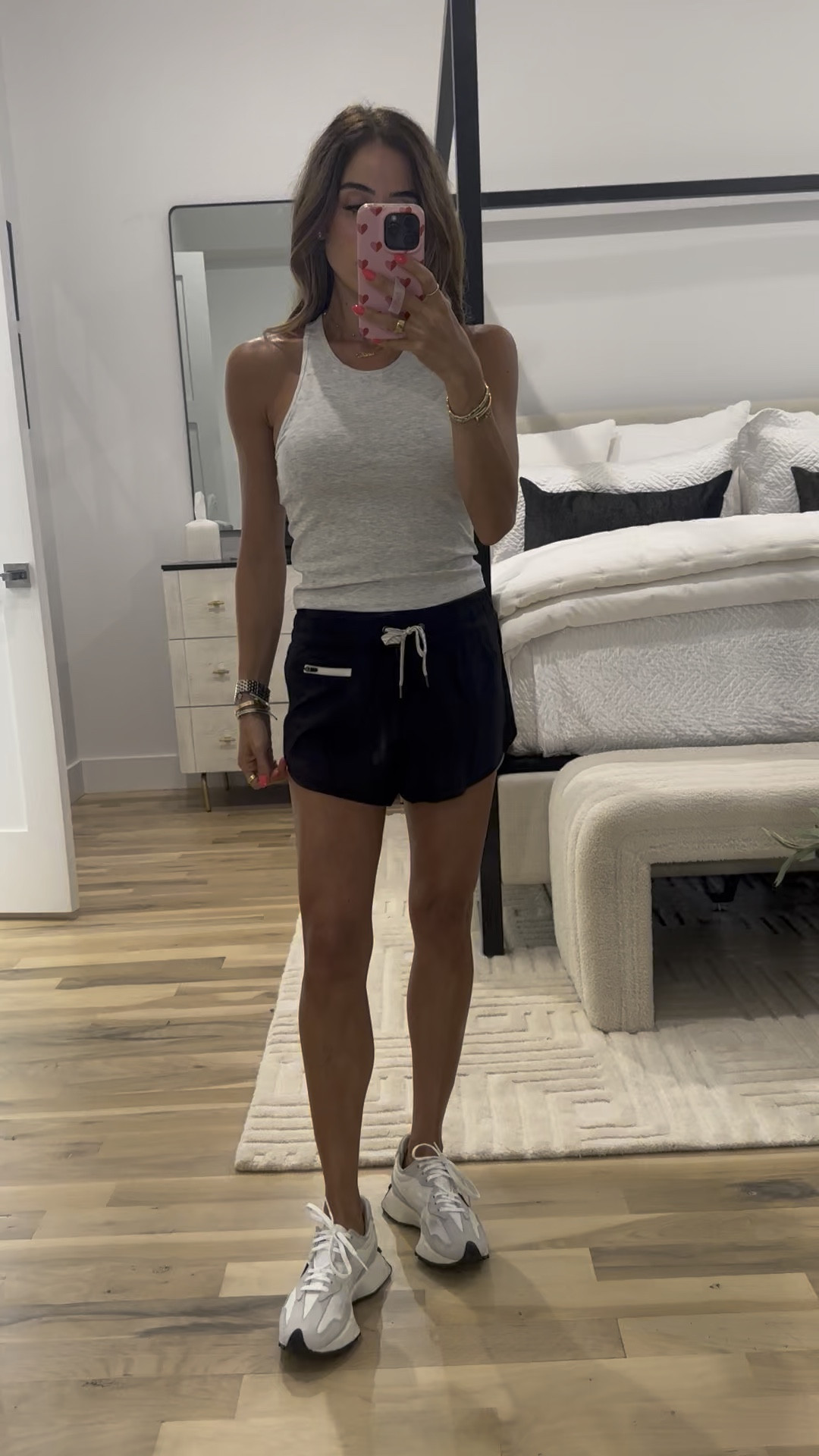 Ribbed tank size xs comfy workout shirts xs or xxs 

#LTKActive #LTKdayinmylife #LTKootd