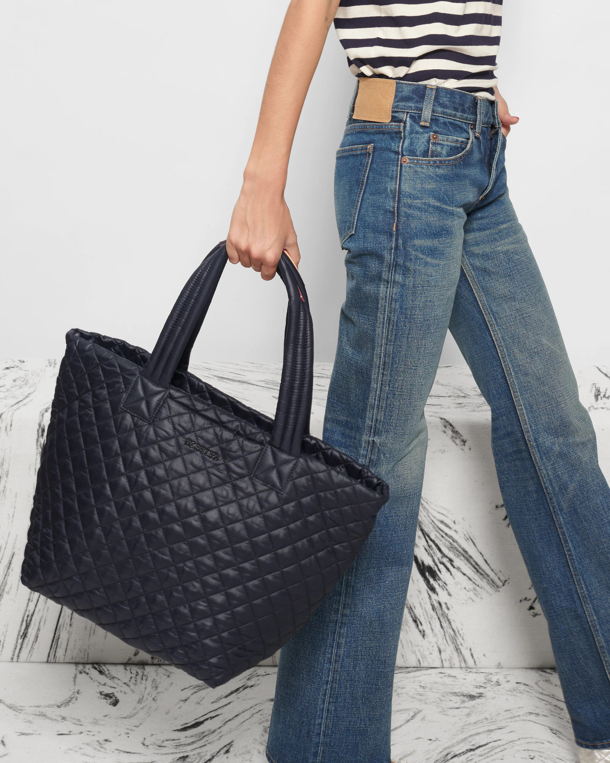 Black Medium Metro Tote Deluxe | MZ Wallace
