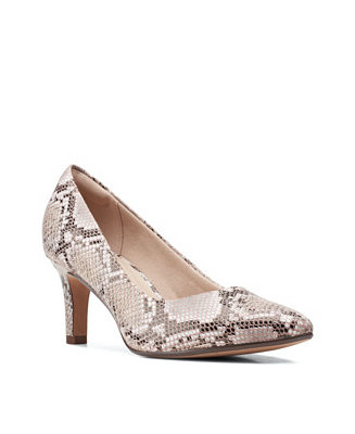 Clarks Women's Collection Illeana Tulip Shoes & Reviews - Heels & Pumps - Shoes - Macy's | Macys (US)