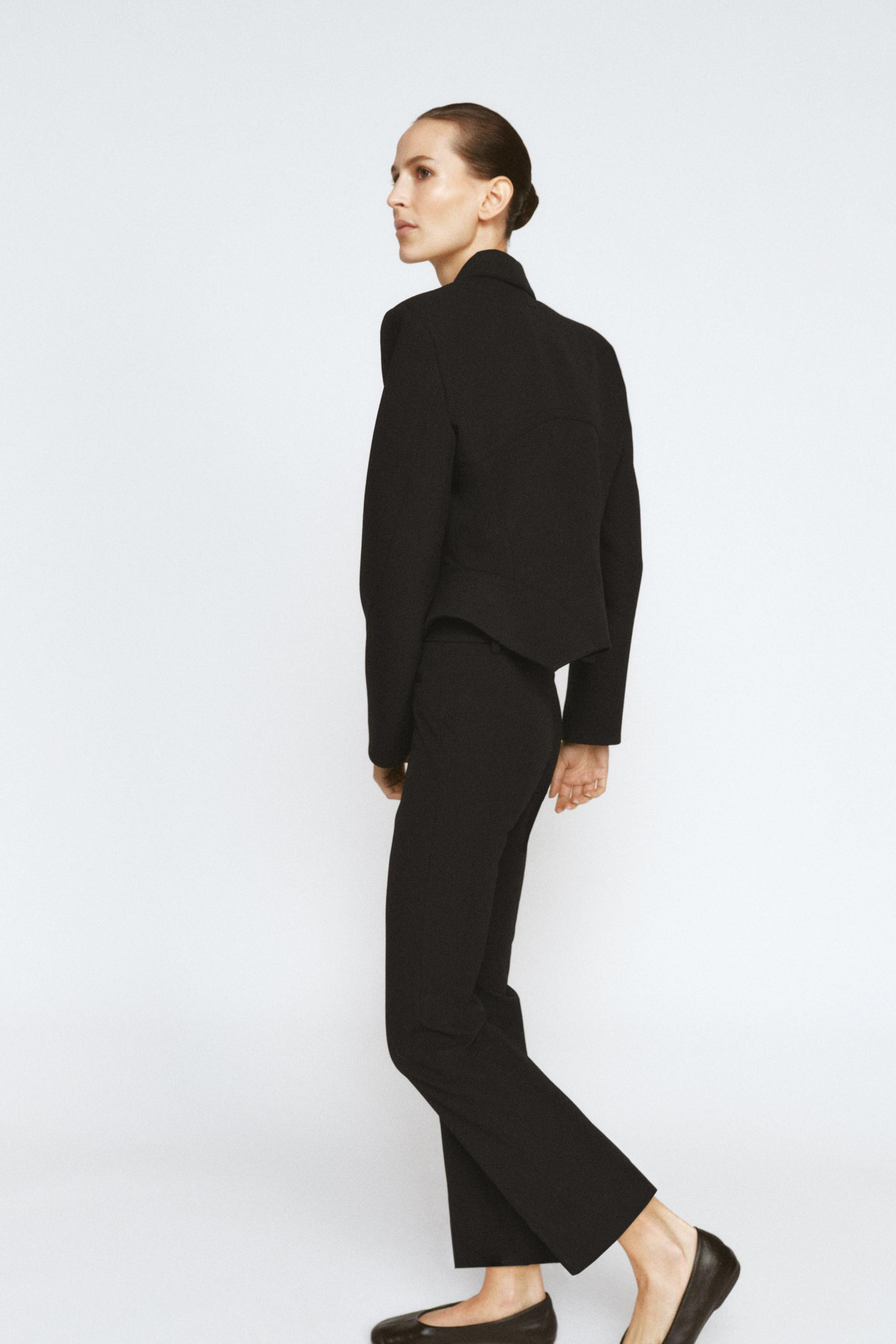 ZW COLLECTION SHORT BLAZER WITH TOPSTITCHING | Zara AU