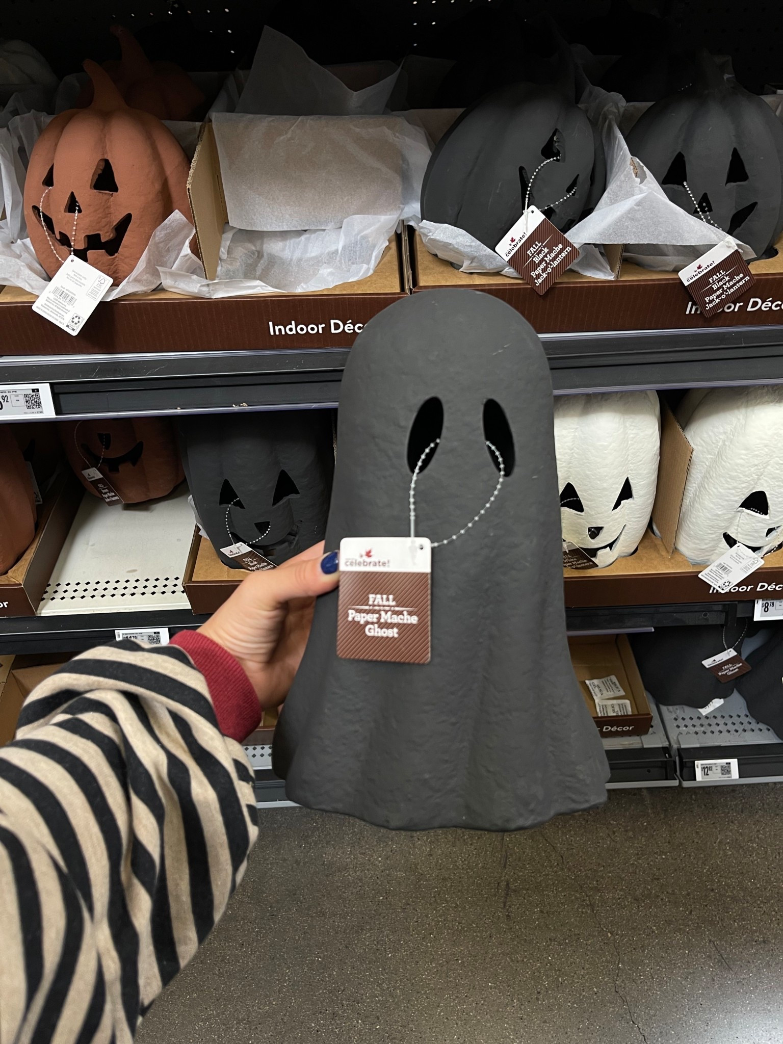 Walmart halloween 🎃👻

#LTKSeasonal #LTKFindsUnder50 #LTKHome