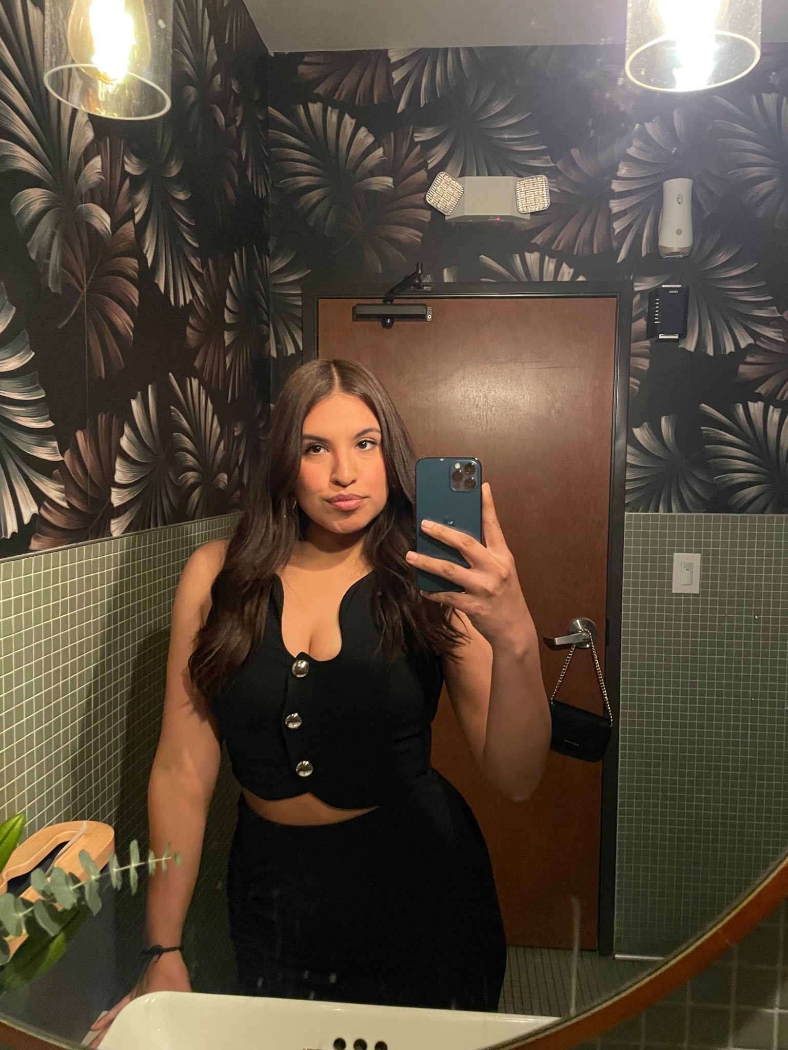 Black one is sold out everywhere girlies 😭

#LTKSeasonal #LTKStyleTip #LTKMidsize