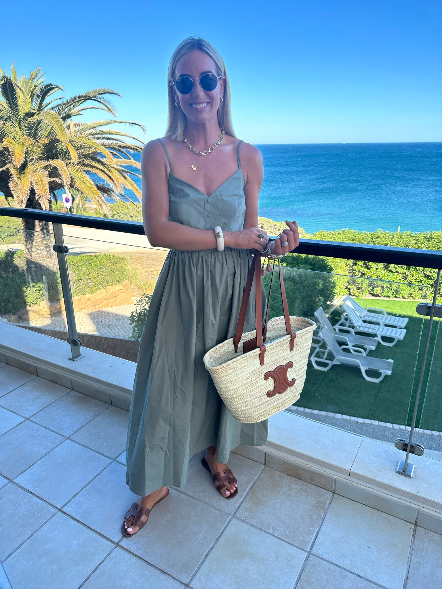 Most worn holiday dress 🙌🏼 #holidaystyle #maxidress #outfits 

#LTKeurope #LTKstyletip #LTKtravel