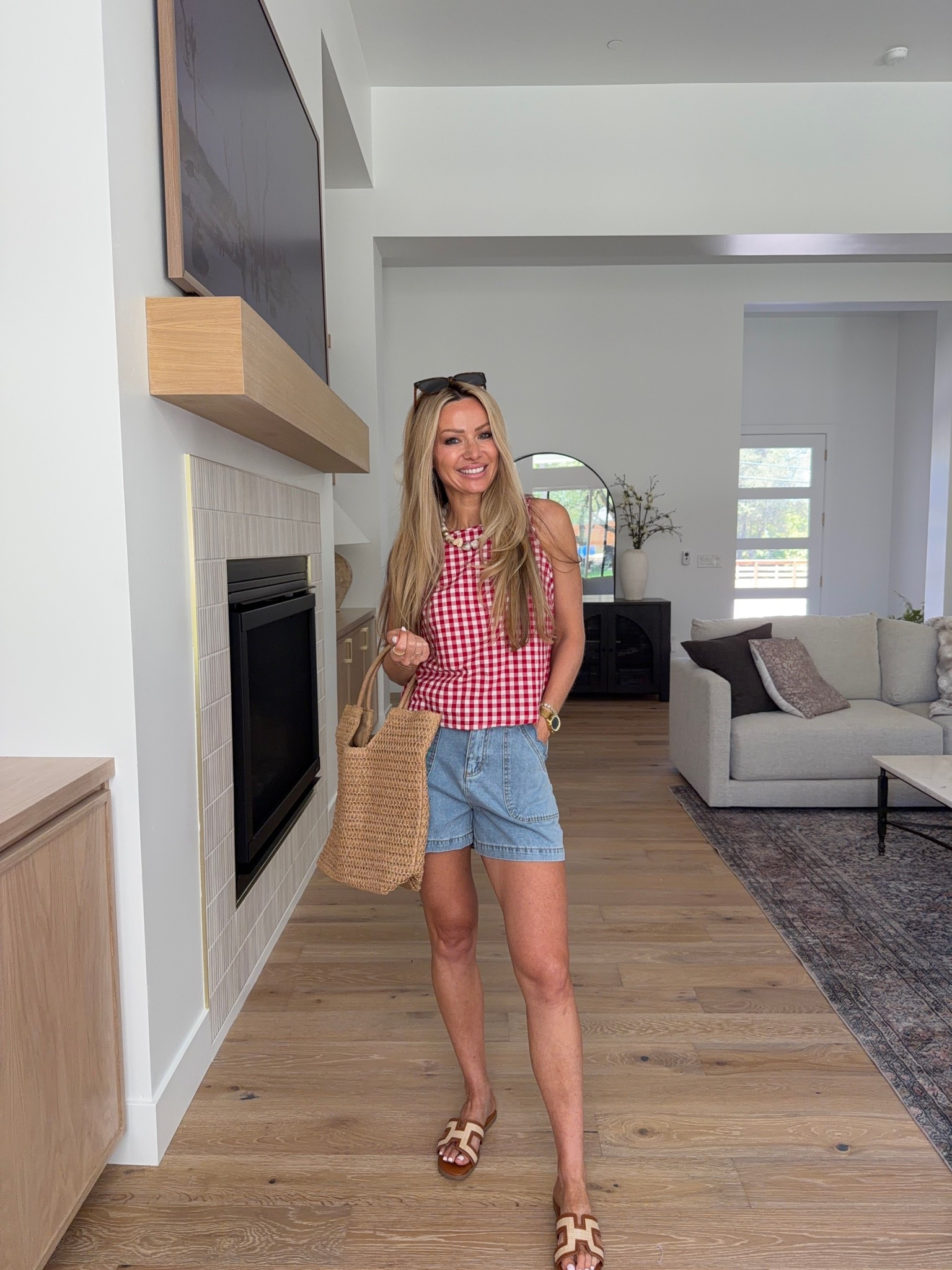 The Amazon summer outfits I’ll be wearing on repeat. 🇺🇸 comment AMAZON and I’ll send you the details 

Cute for the 4th of July.
Perfect for the rest of summer.

Comfortable, affordable, and easy to wear.

Which look is your favorite: 1, 2, 3, or 4? ❤️🤍💙

#AmazonFashion #SummerStyle #FourthOfJulyOutfits #MomStyle #AffordableFashion