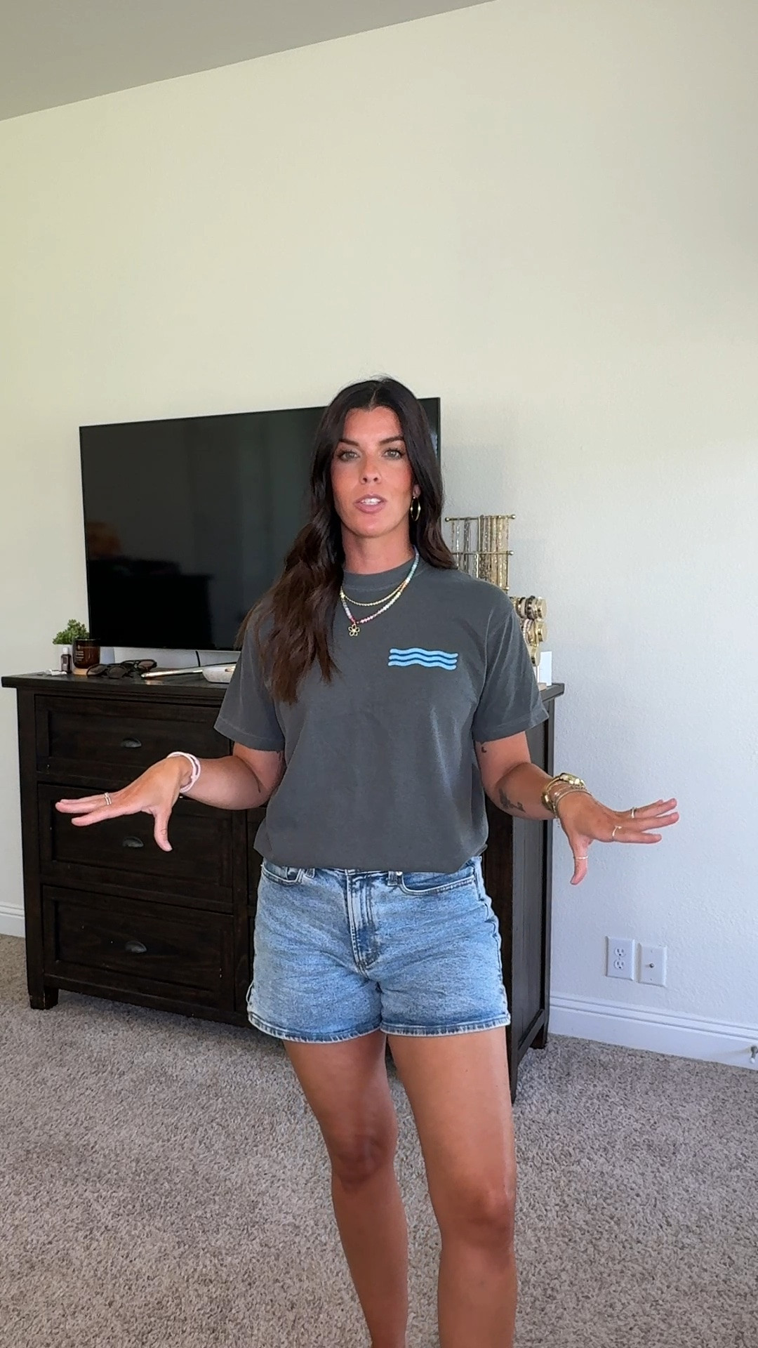 Be still💙 

Wearing a medium 

Code: LaurenRene

@worthywear

#LTKootd #LTKmomlife