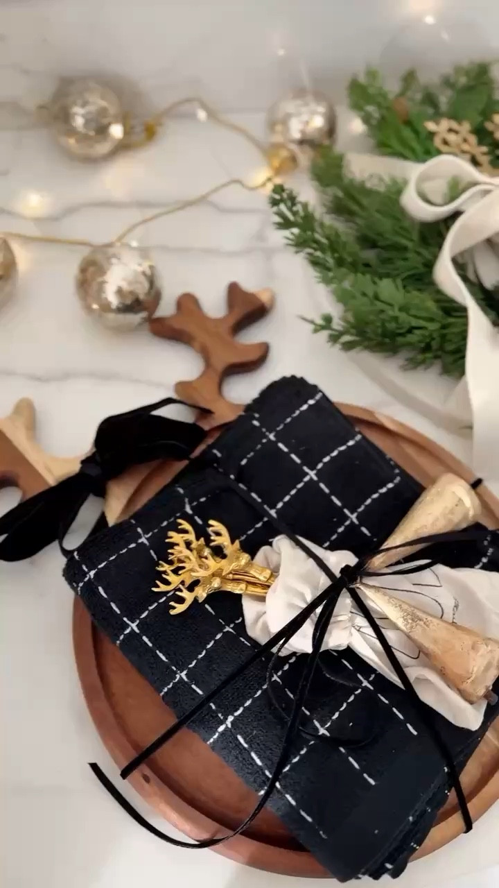 Festive and functional!

This reindeer cutting board brings the holiday spirit to any table. It’s a fun and memorable gift for hosts, friends, or neighbors – a piece they’ll bring out every season! #HolidayHostess

#GiftGiving #AmazonGiftGuide

#LTKParties #LTKHoliday #LTKGiftGuide