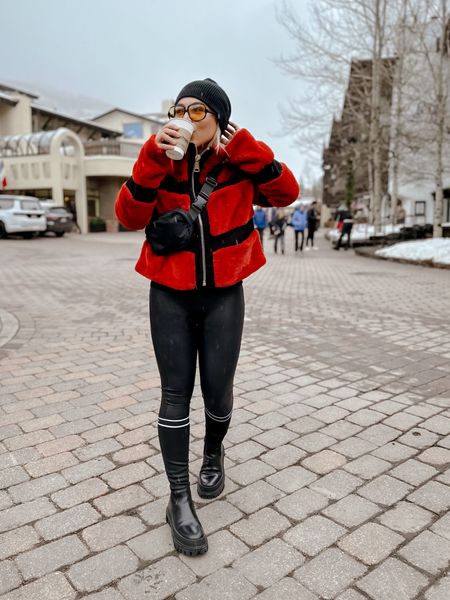Snow szn ❄️☃️ I never want to feel bulky when in the show even if I’m skiing. Staying warm and still feeling light as a feather is an art that I think I’ve mastered throughout the years .
It’s all about layering and the materials we wear underneath.
Here I’m
Wearing merino wool tights, thermal socks and thermal set  from Amazon, merino wool sweater ( Reiss). Snood and beanie from a sports store. 

#LTKstyletip #LTKSeasonal #LTKtravel