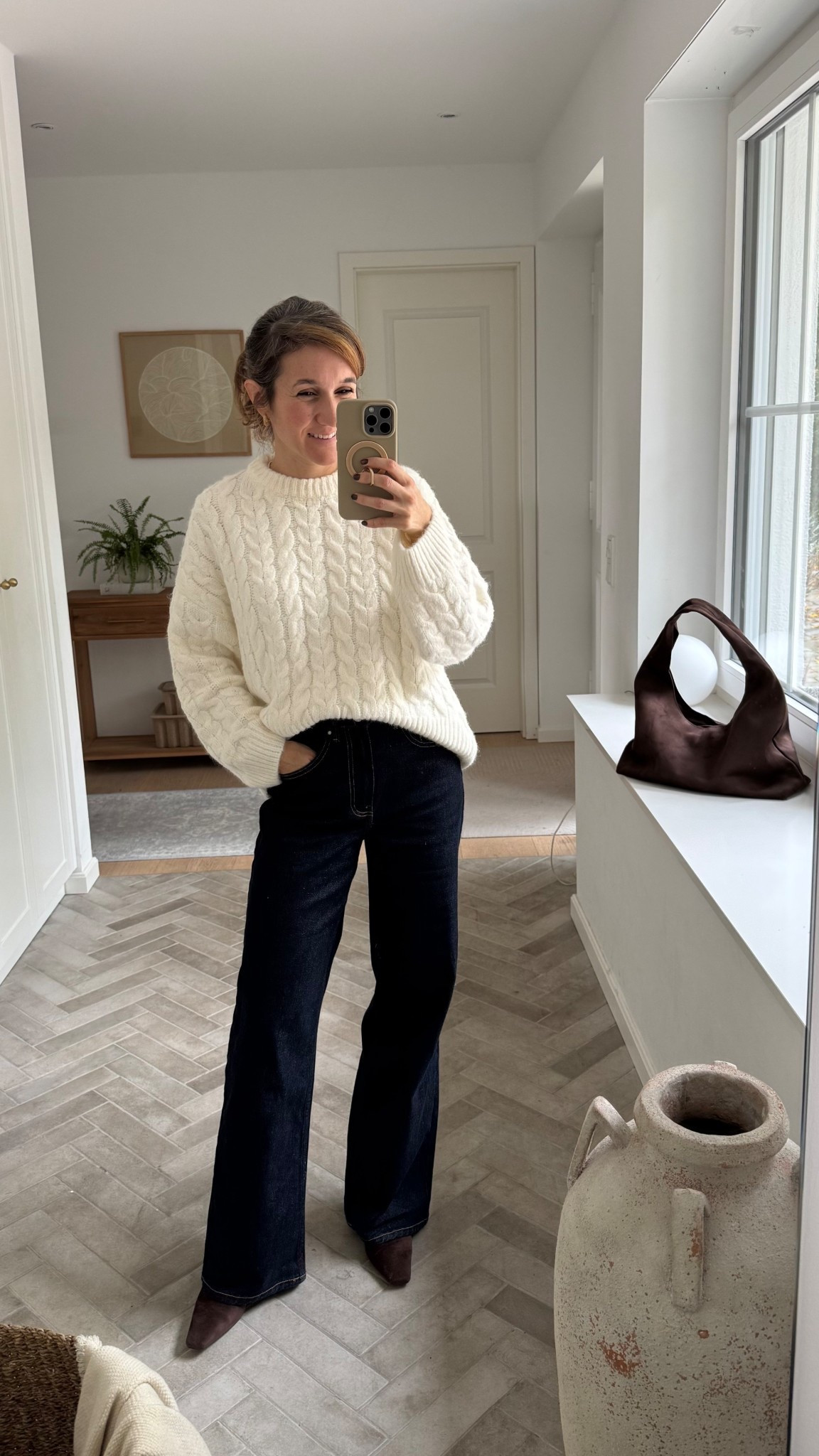 Bei diesem verregnetem Wetter hilft nur noch ein gemütlicher Grobstrick Pullover und meine schöne Wide Leg Jeans in dunkelblau 🥰 Trage Größe S beim Pulli und Größe 27/ Länge 30 bei 163cm

#LTKautumn #LTKjeans #LTKdeutschland