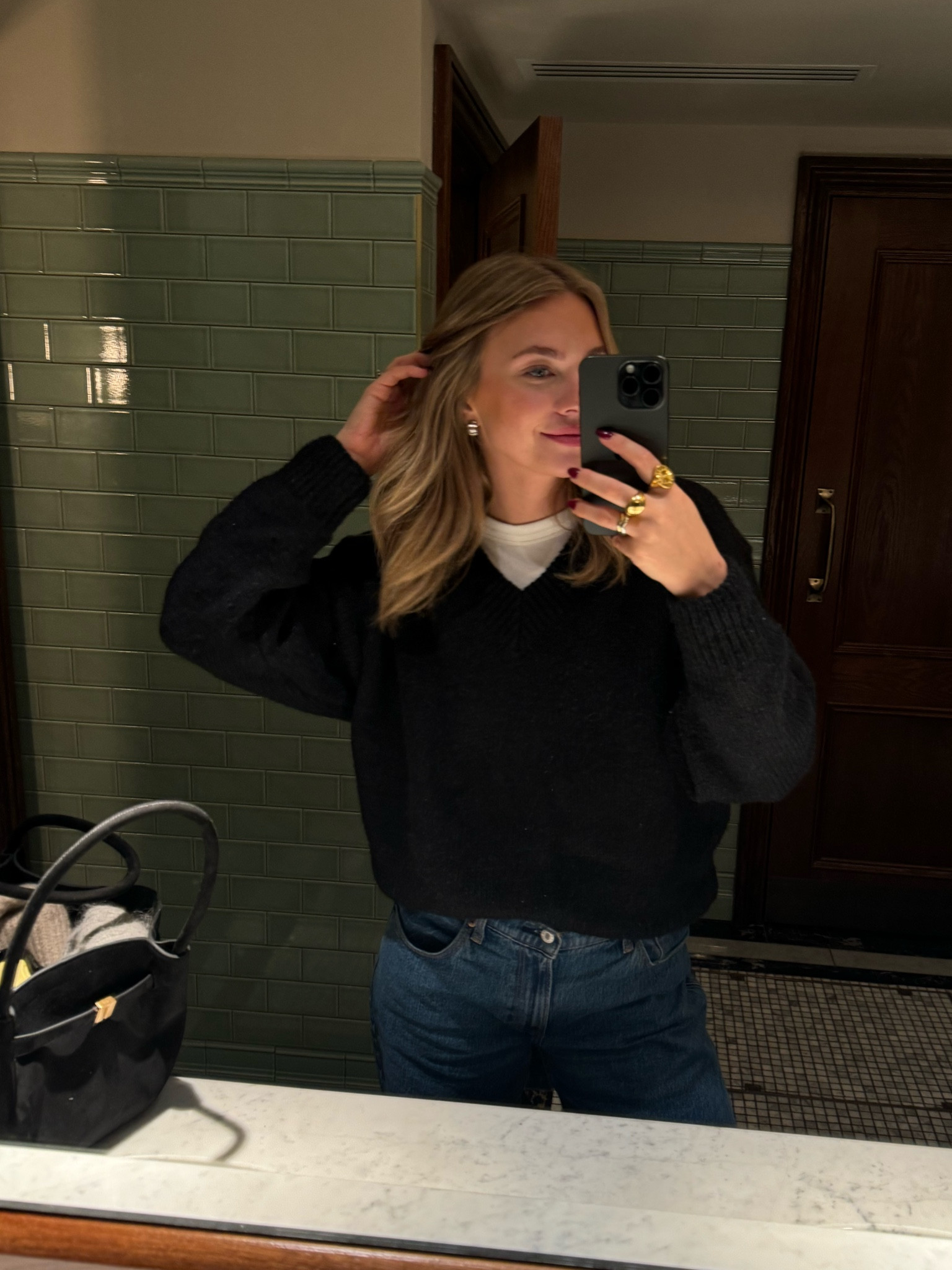 H&M V neck jumper 
