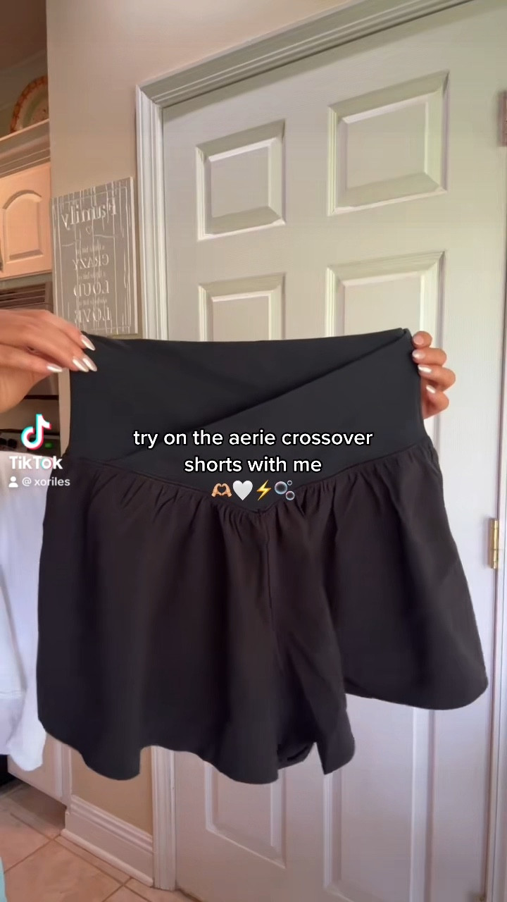 Black Aerie Crossover Shorts 🤍 

#LTKFind #LTKstyletip #LTKFitness