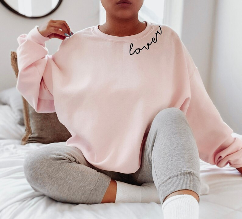 Minimalist Lover Shirt, Women's Aesthetic Sweatshirt, Trendy Collar Print Shirt, Cute Gifts For G... | Etsy (US)