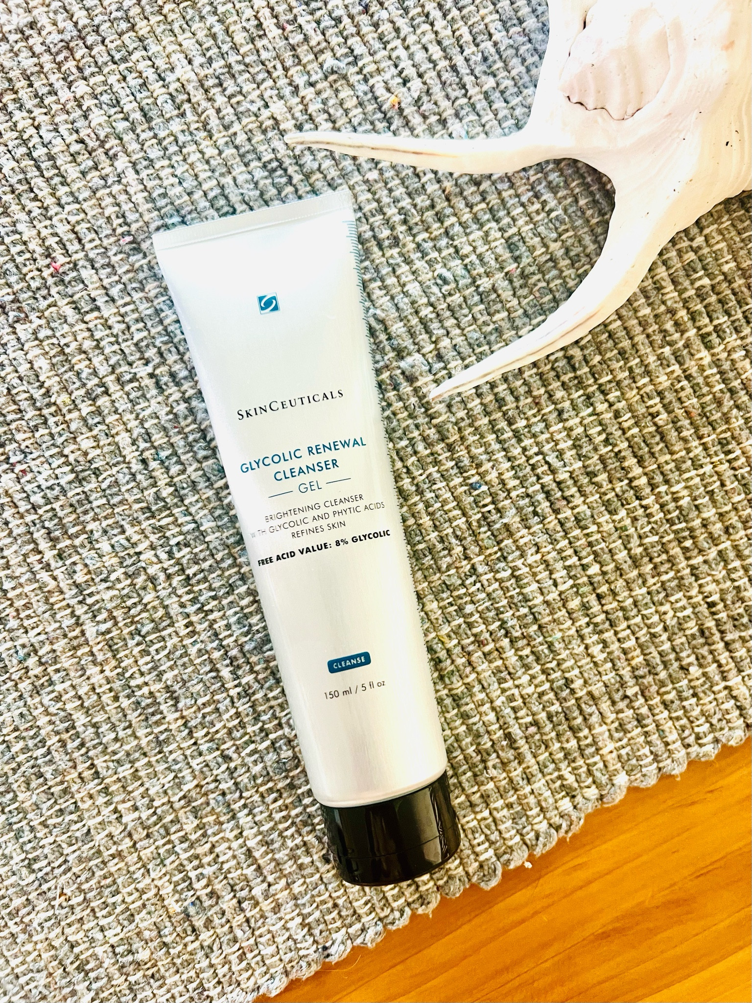 One of my three favorite SkinCeuticals face wash ❤️ the glycolic renewal cleanser is perfect to use at night! 

#LTKFindsUnder50 #LTKBeauty