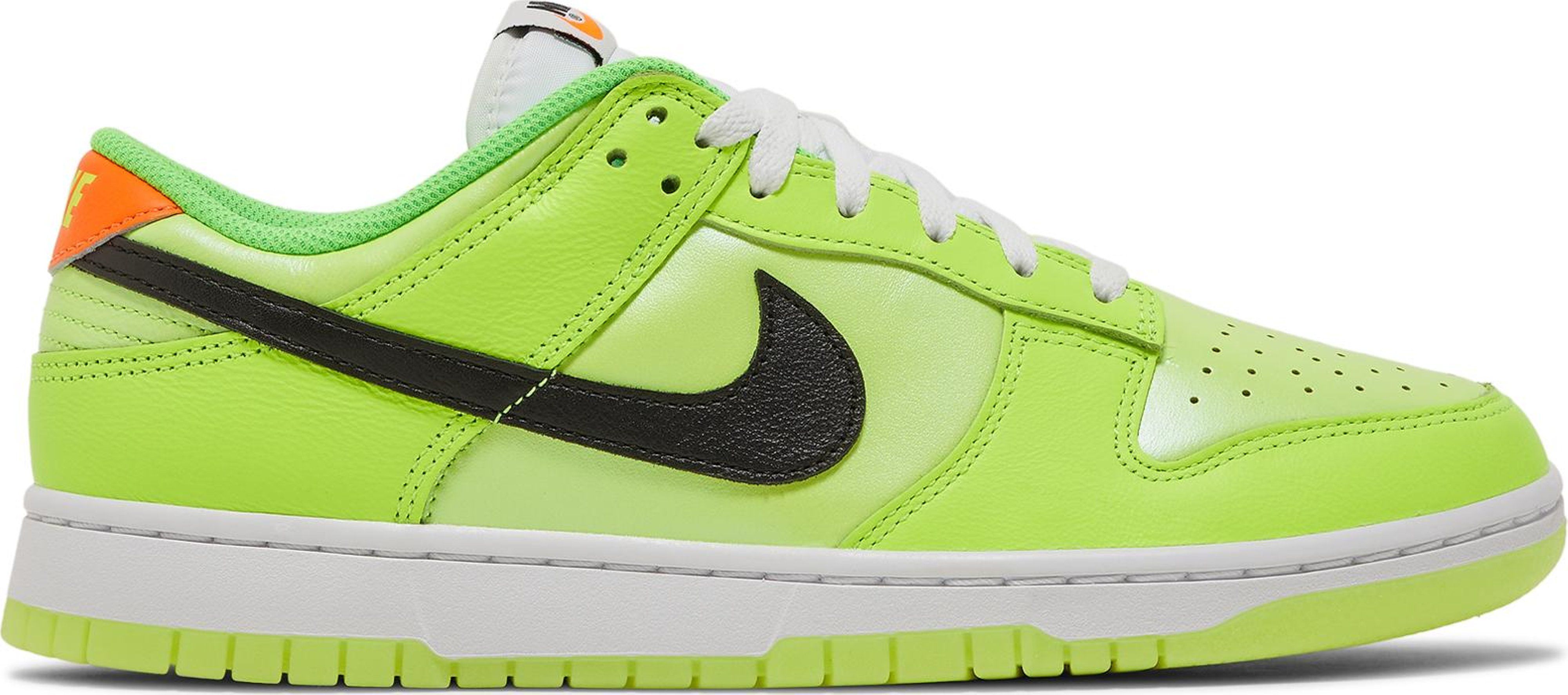 Dunk Low SE 'Volt' | GOAT