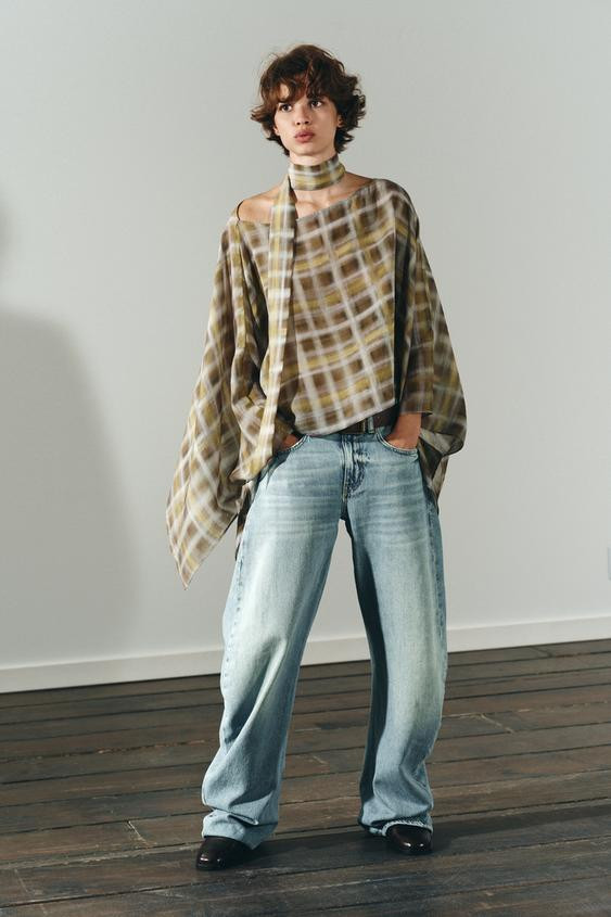 CHECK SCARF CAPE | Zara UK