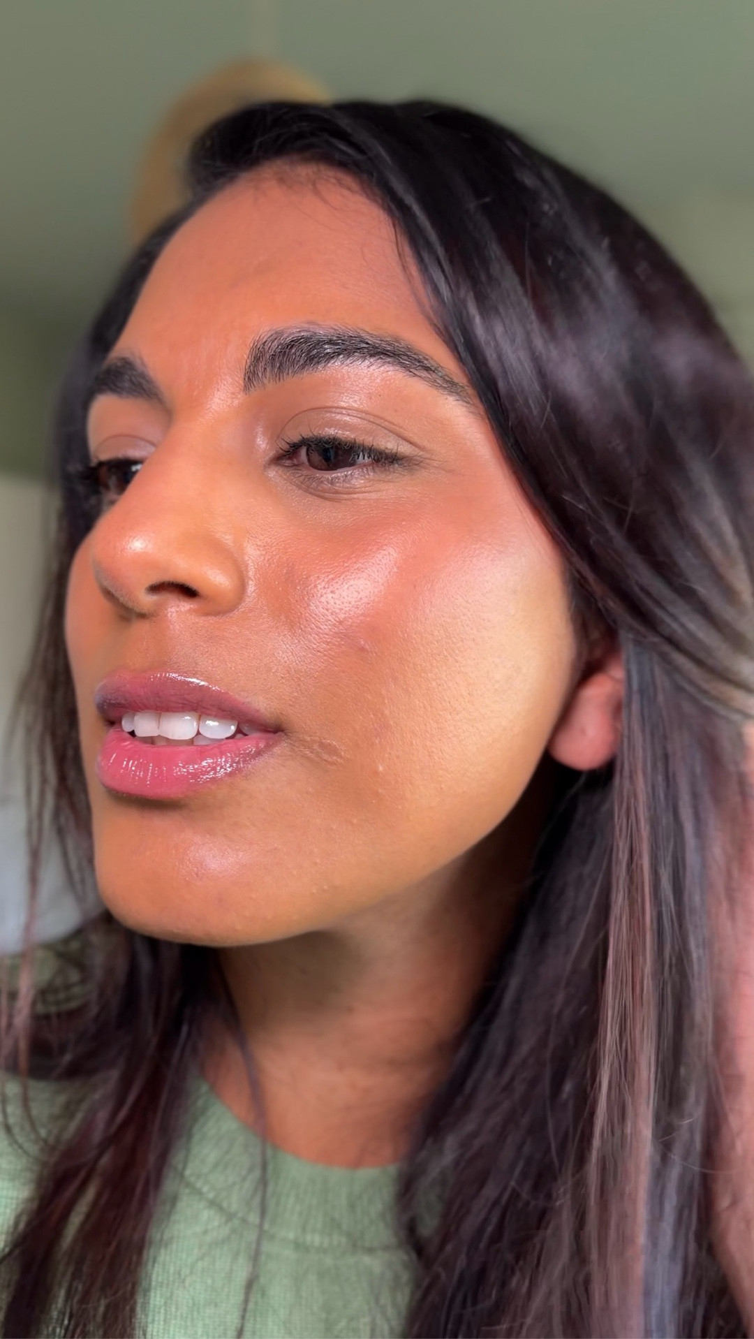 Hair growth update after 3.5 weeks using the CurrentBody LED Hair Growth Helmet and I honestly wasn’t expecting to notice a difference this quickly.

One of my biggest concerns recently has been increased hair shedding linked to stress, hormones and midlife hair changes. After consistent use, I’m seeing noticeably less shedding when washing and styling my hair, which for me is the first real sign something is working.

This device uses clinically backed LED light therapy designed to support scalp health, stimulate hair follicles and encourage stronger, thicker looking hair over time. Consistency really is key here. I’ve been using it regularly alongside my normal haircare routine and documenting progress as I go.

Still early days, but this is my real time update for anyone researching non invasive hair growth solutions or looking to support thinning hair and hair density at home.

Linked here if you want to read more or follow my progress. Use EVABCB for a 10a% discount on Currentbody devices  

#LTKselfcare #LTKBeauty #LTKOver40