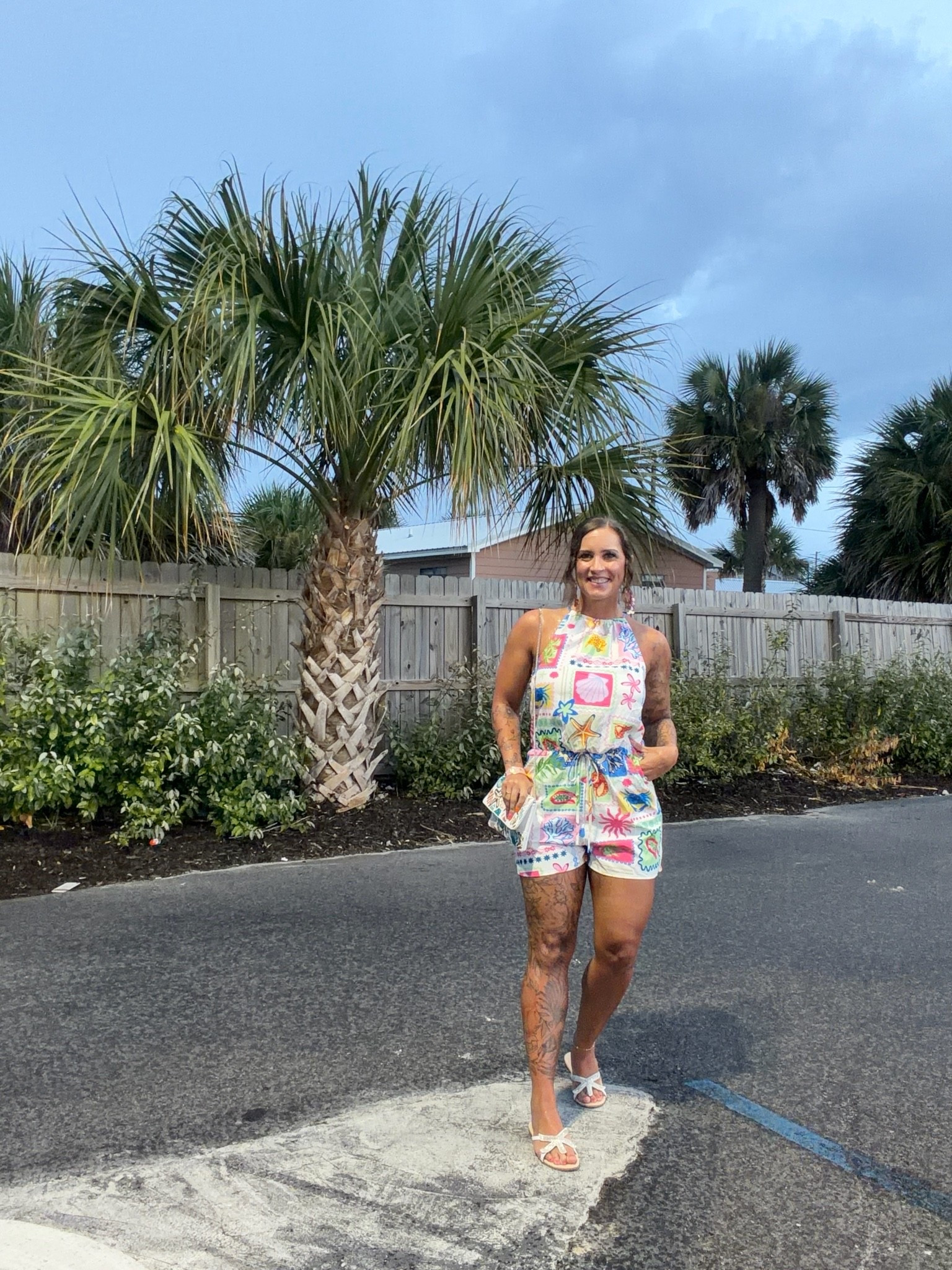 Such a fun romper! I love the colors and it has pockets!! I’m wearing a medium.

#LTKSeasonal #LTKTravel #LTKootd