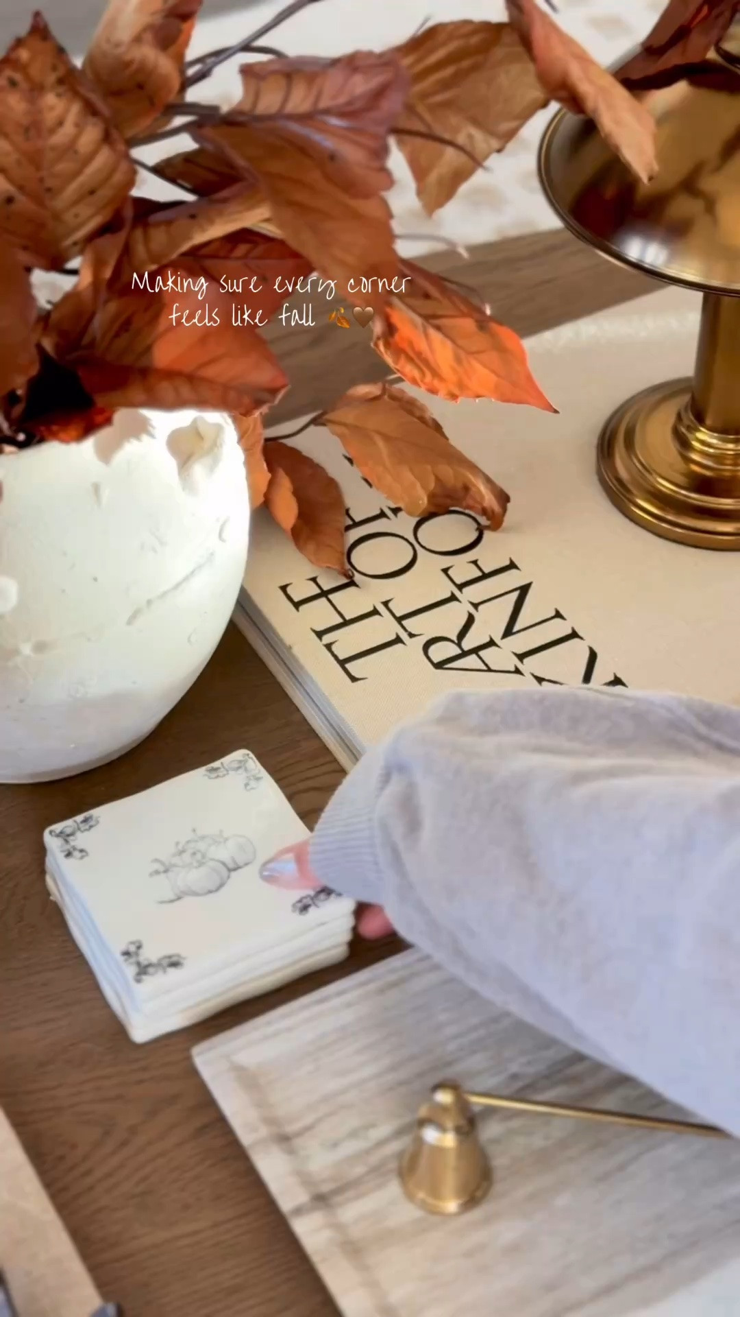 Cozy fall coffee table styling 🍂🎃🤎

#LTKHome #LTKSeasonal #LTKSaleAlert