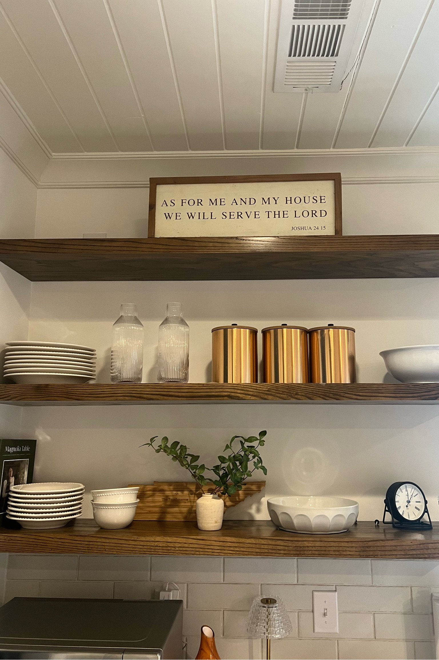 What’s on our kitchen shelves!!

Target, Amazon, decorations, decorating home design, layers, kitchen styling 

#LTKfindsunder100 #LTKhome #LTKstyletip