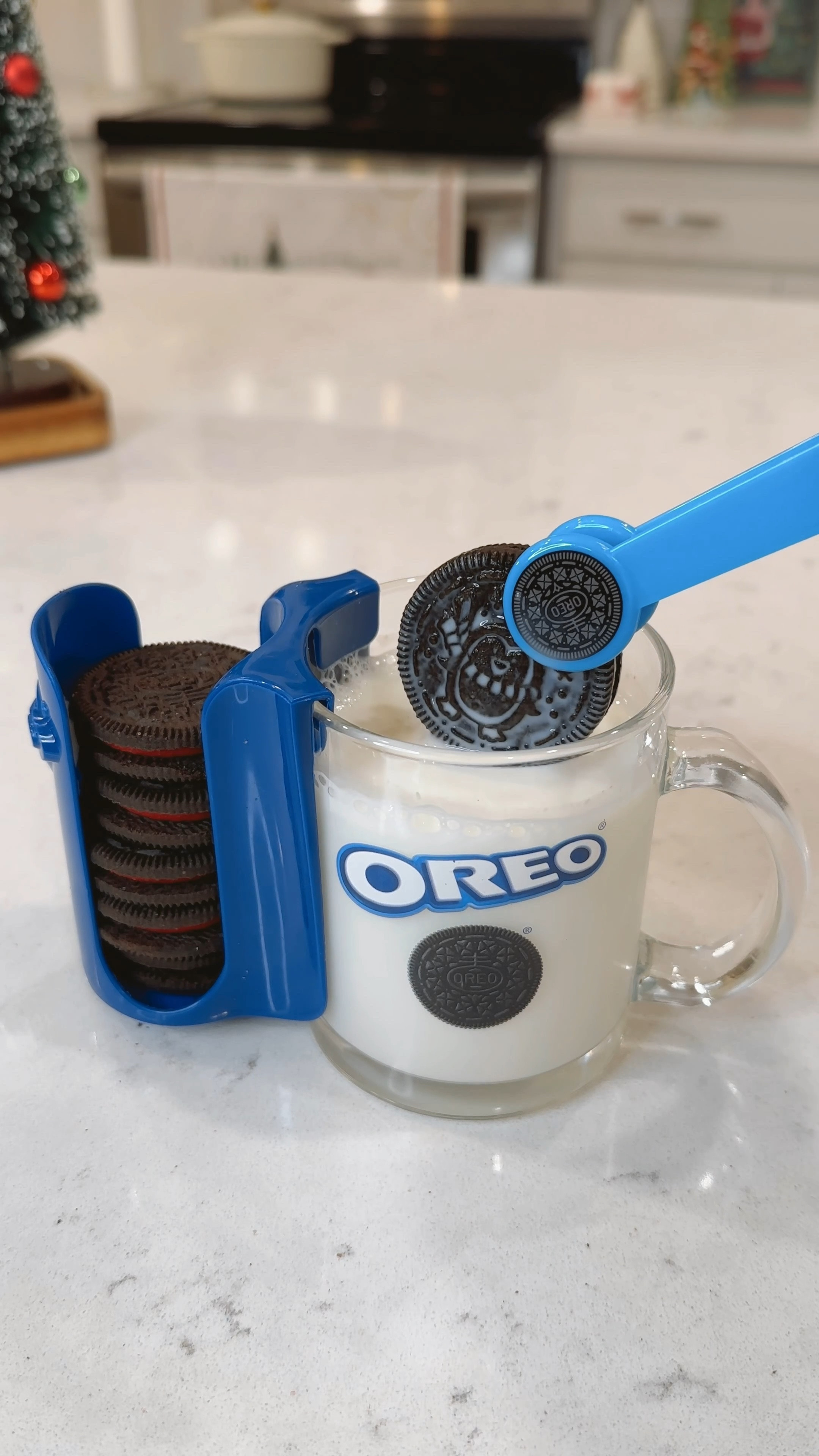 Easy Christmas gift idea for your next white elephant exchange or for anyone in your life who likes Oreos (sooo everyone?) 🍪🥛

#LTKfindsunder50 #LTKHoliday #LTKparties