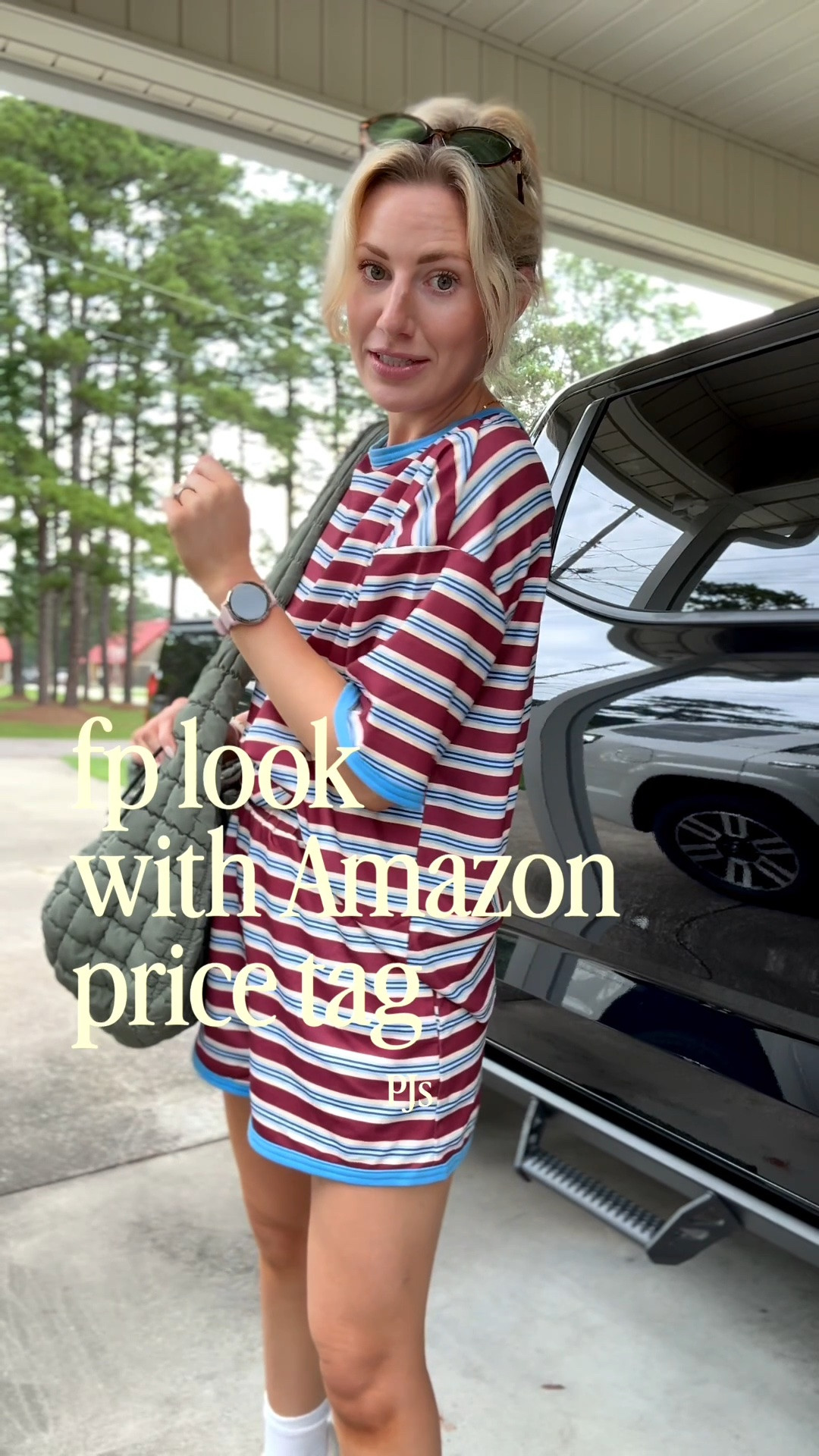 im in a small in this Amazon set and it runs oversized!

#LTKmomlife #LTKootd #LTKgrwm
