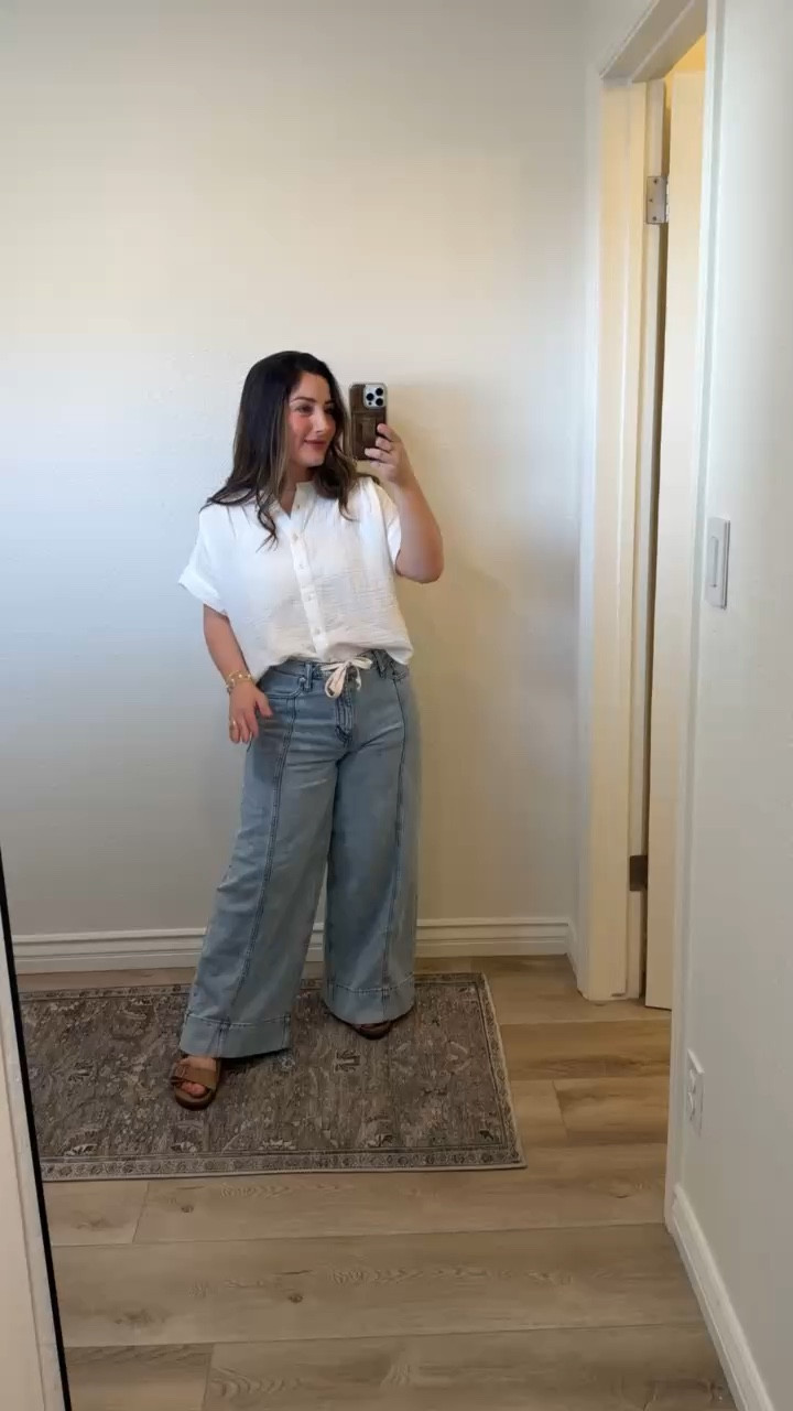 I love the pieces from Gap because they’re so easy to mix and match! 

 I’m 5’0”140 lbs 
Top size small petite 
Bottoms size 28 petite 

40% off everything + 50% off shorts 5/8-5/15

Petite jeans 
Petite pants 


#LTKSaleAlert #LTKPetite #LTKFindsUnder100