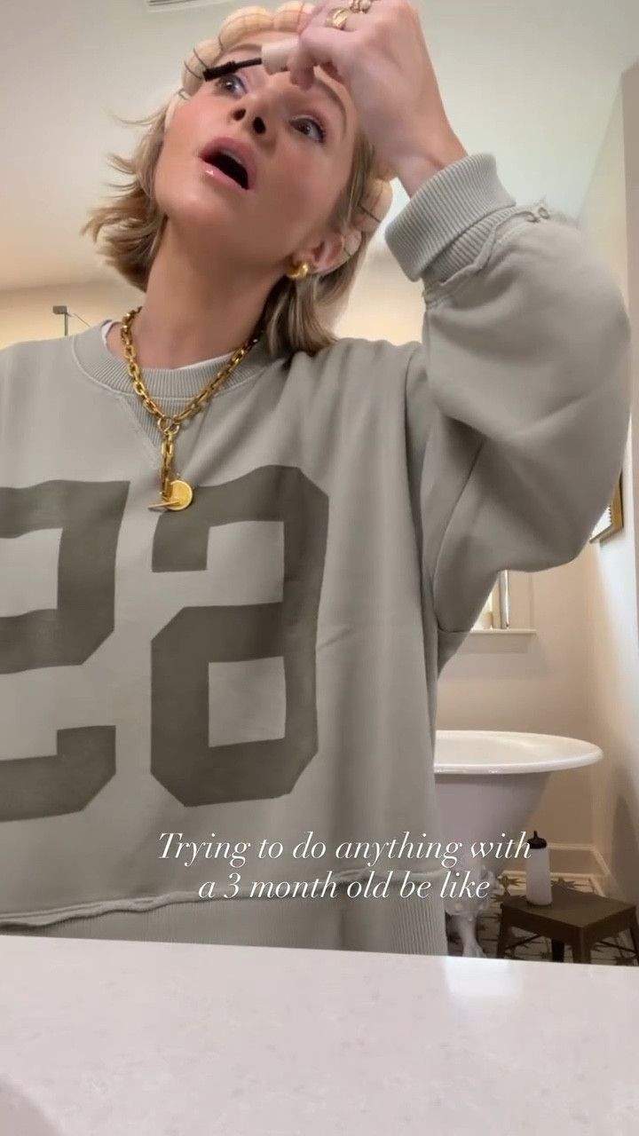 My recent 5 minute makeup routine! Perfect for a busy mom on the go. 

#LTKBeauty #LTKStyleTip #LTKFindsUnder100