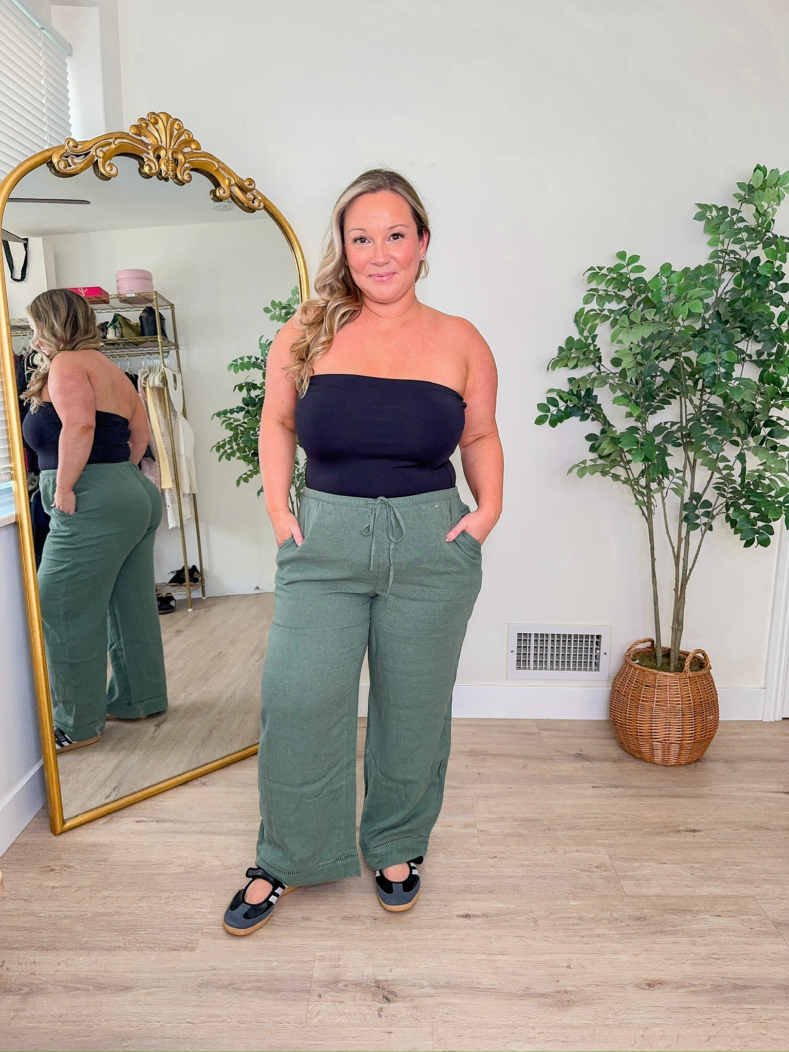 Love this outfit for summer🫶

+ linen pants on sale now at Abercrombie!!

Wearing a size Large short🤍



Summer outfits, linen pants, seasonal, sale alert, good deals, discounts, staples, basics, essentials, shelli enright, stylenright 

 #LTKootd #LTKSeasonal #LTKSaleAlert